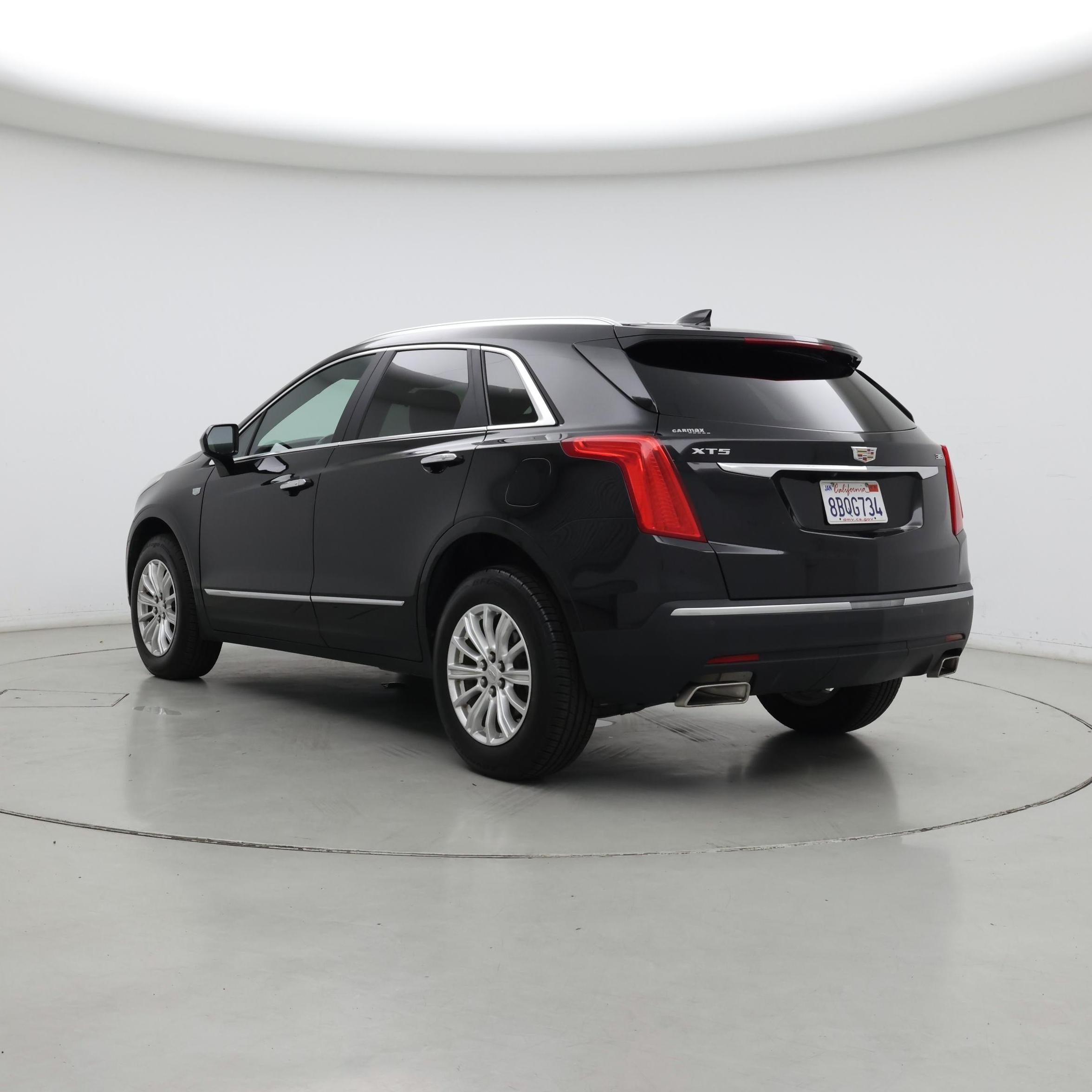 Thumbnail: 2018 Cadillac XT5 - 2