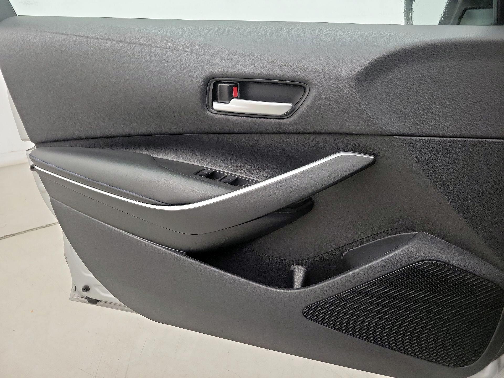 Thumbnail: 2022 Toyota Corolla - 12