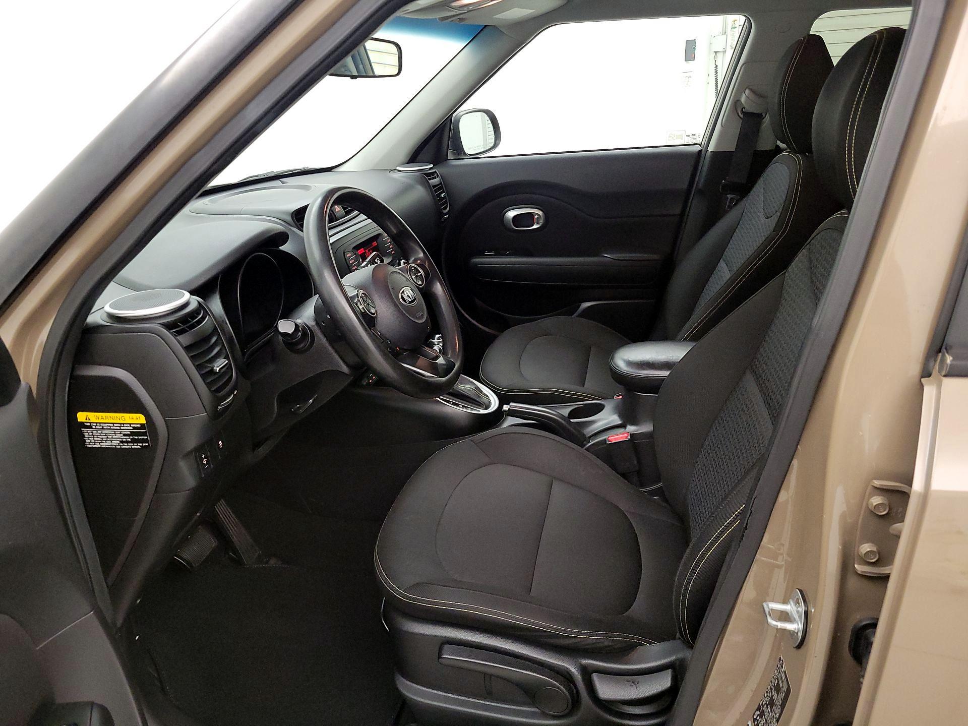 Thumbnail: 2015 Kia Soul - 11