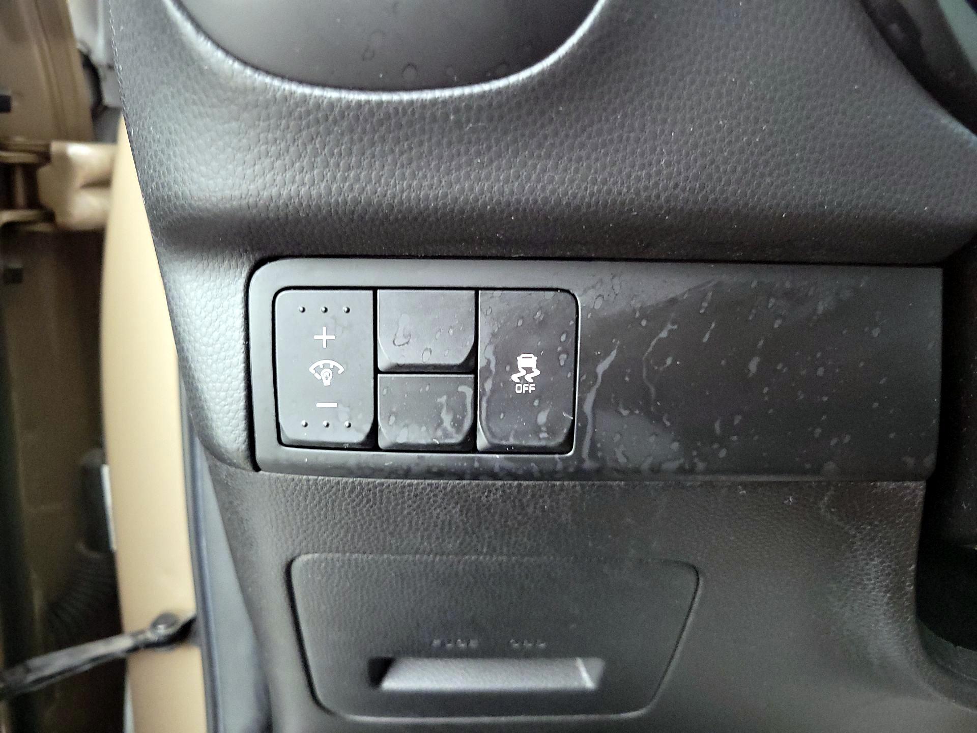 Thumbnail: 2015 Kia Soul - 13