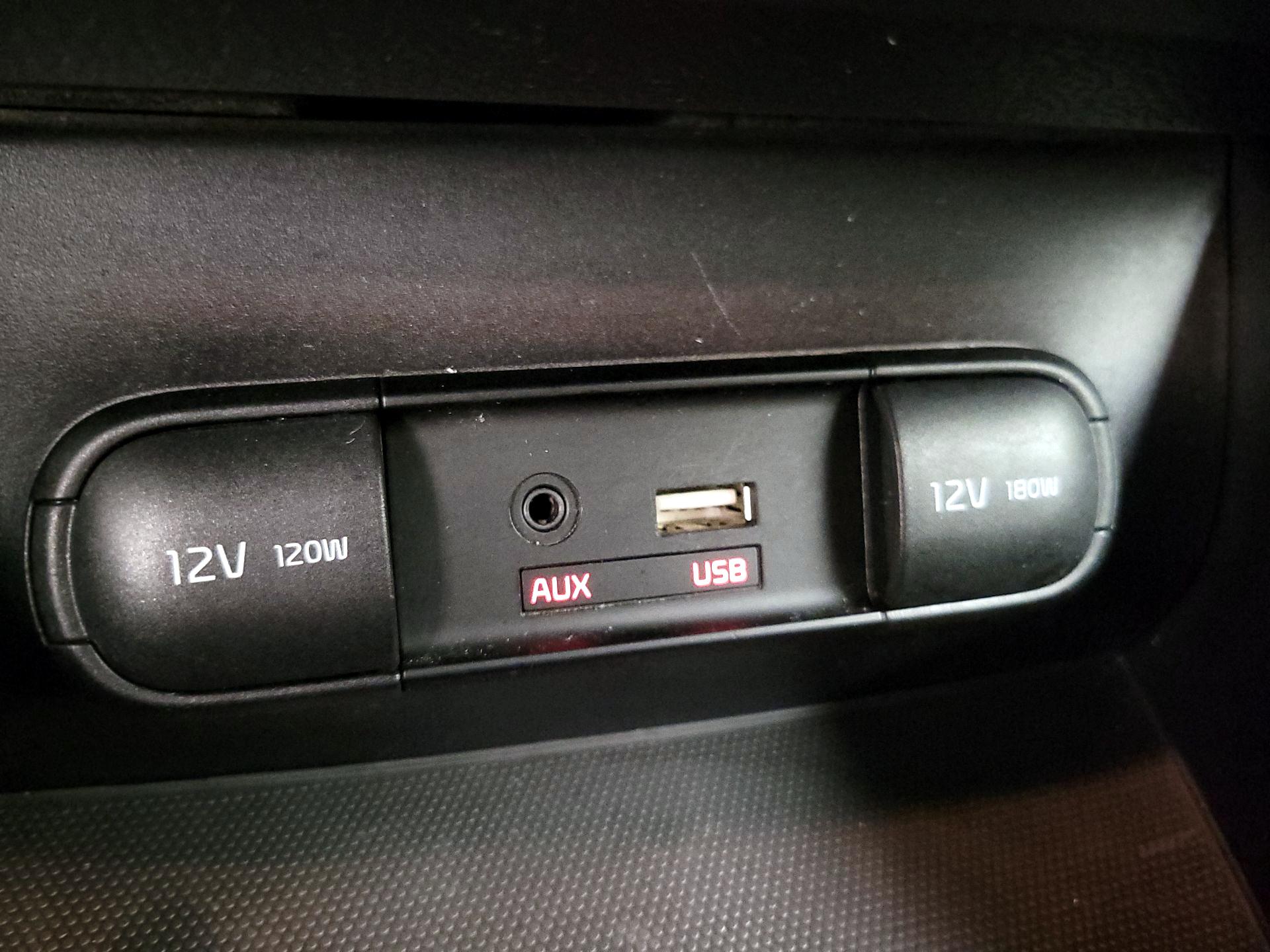 Thumbnail: 2015 Kia Soul - 17