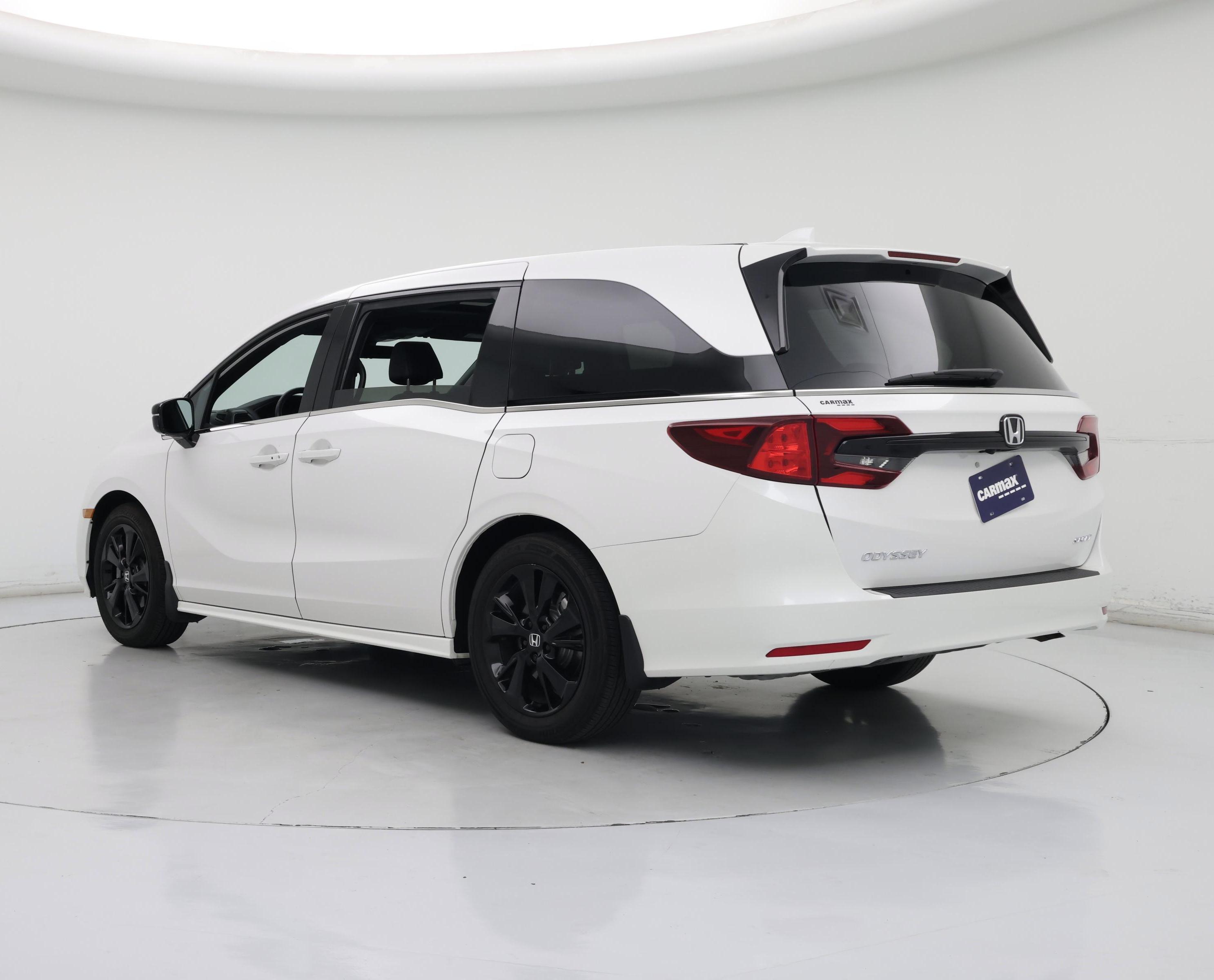 Thumbnail: 2024 Honda Odyssey - 2