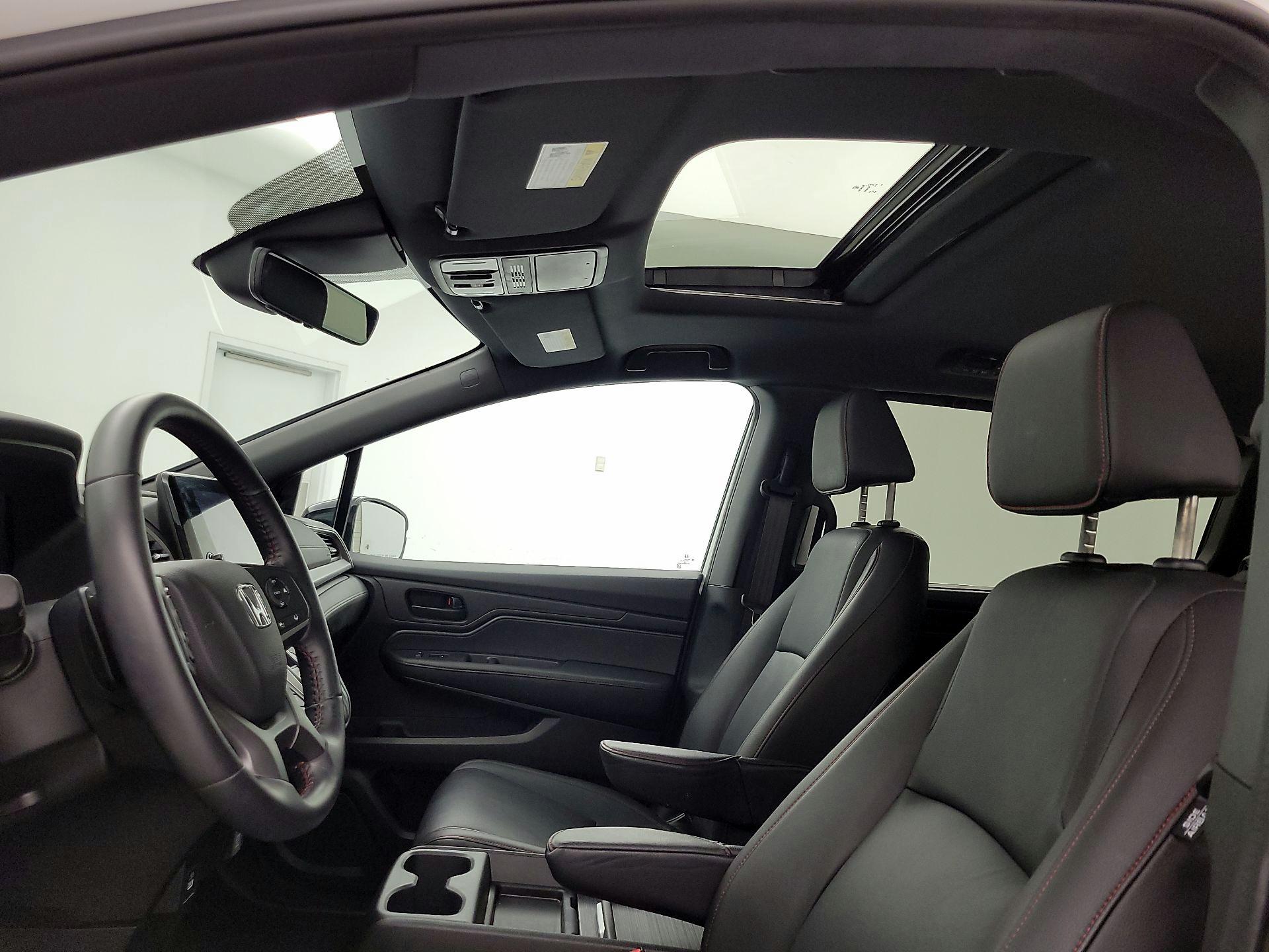 Thumbnail: 2024 Honda Odyssey - 19