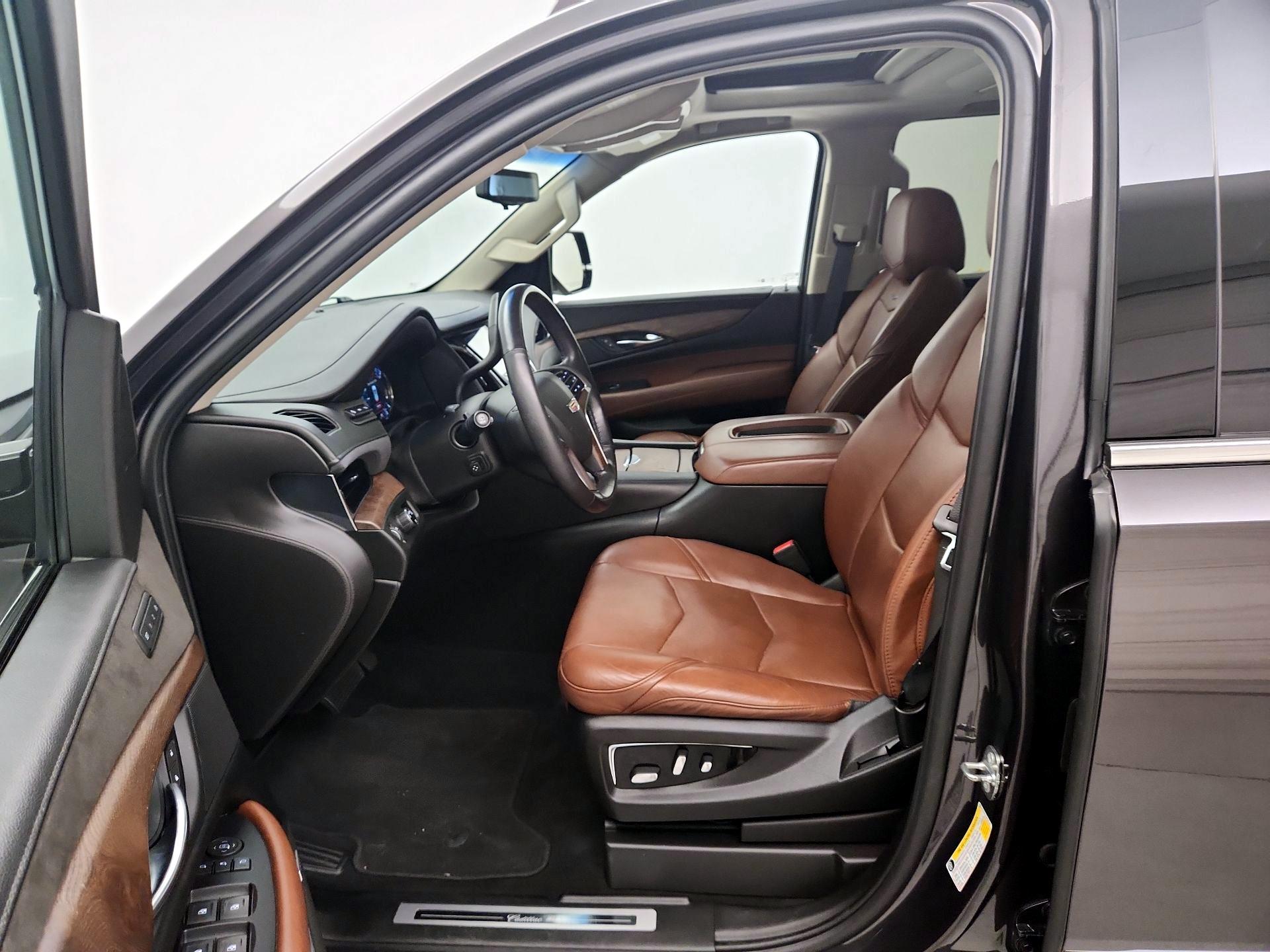 Thumbnail: 2018 Cadillac Escalade - 11