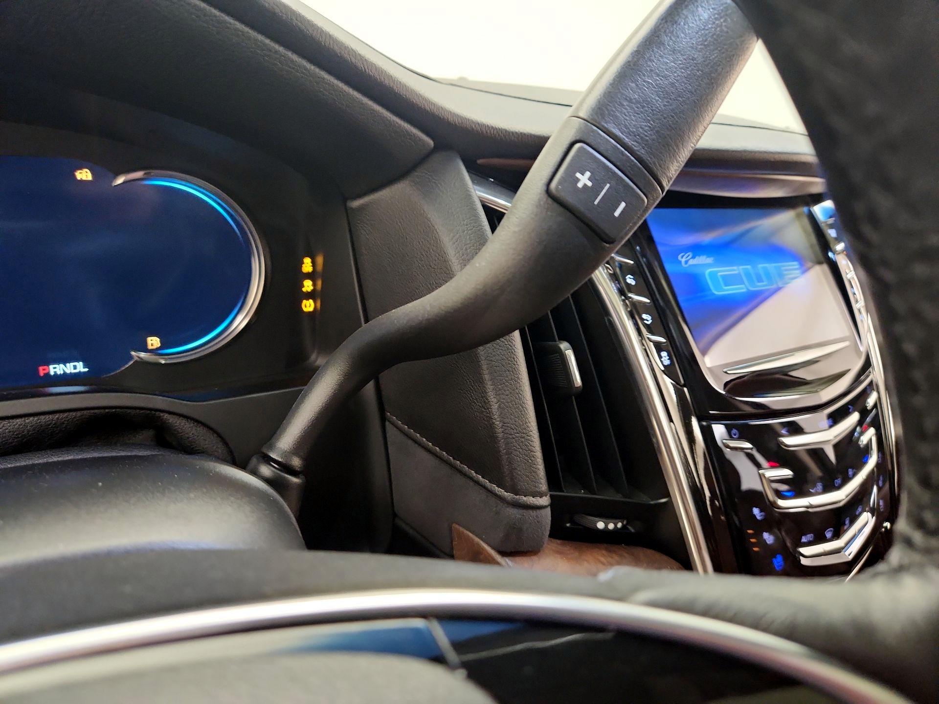 Thumbnail: 2018 Cadillac Escalade - 18
