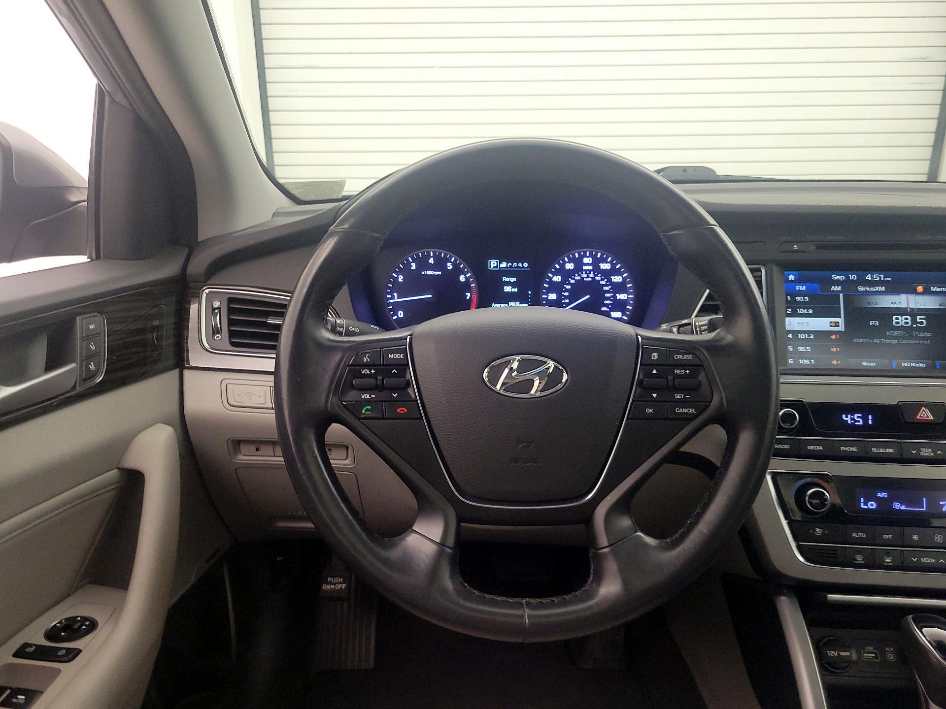Thumbnail: 2017 Hyundai Sonata - 10