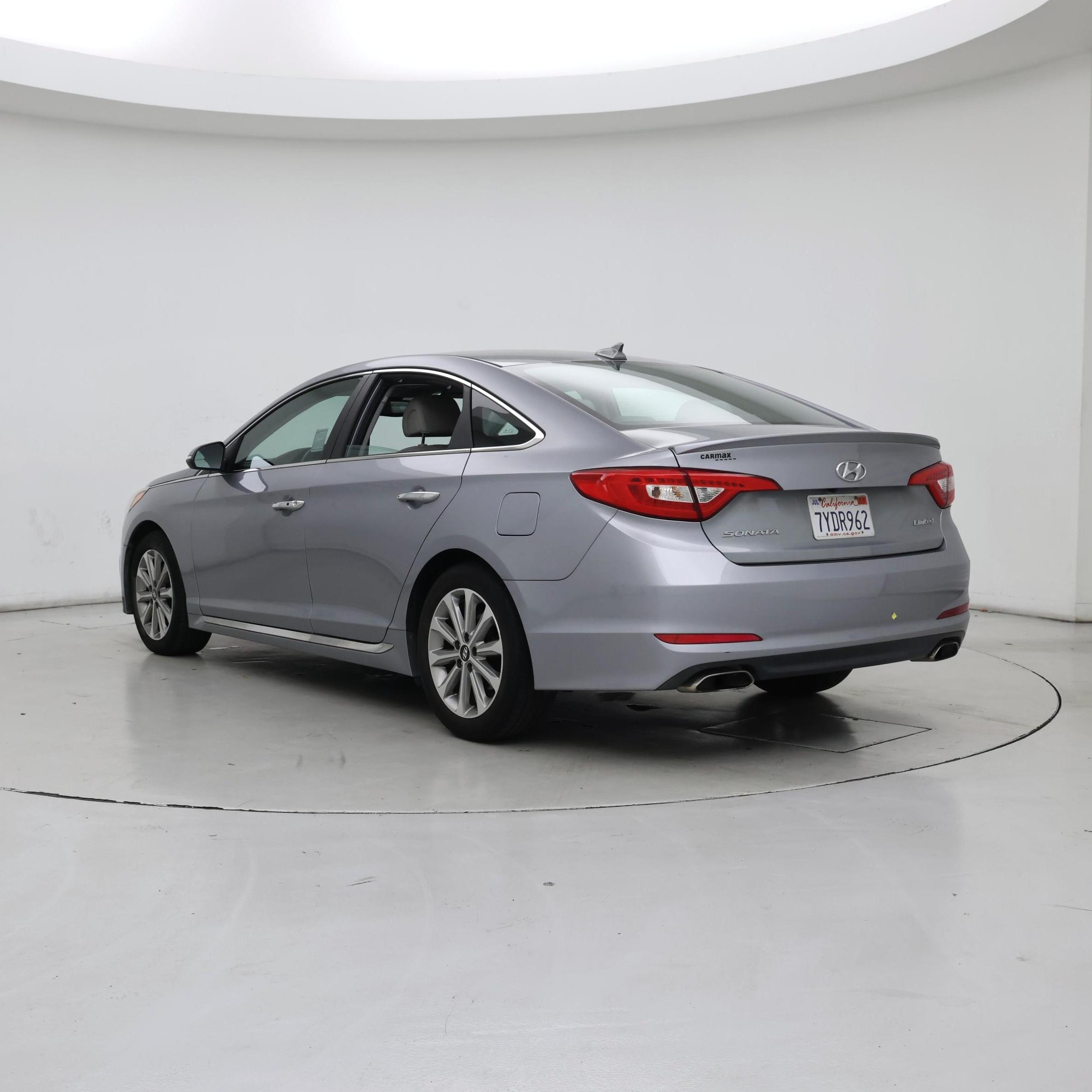 Thumbnail: 2017 Hyundai Sonata - 2