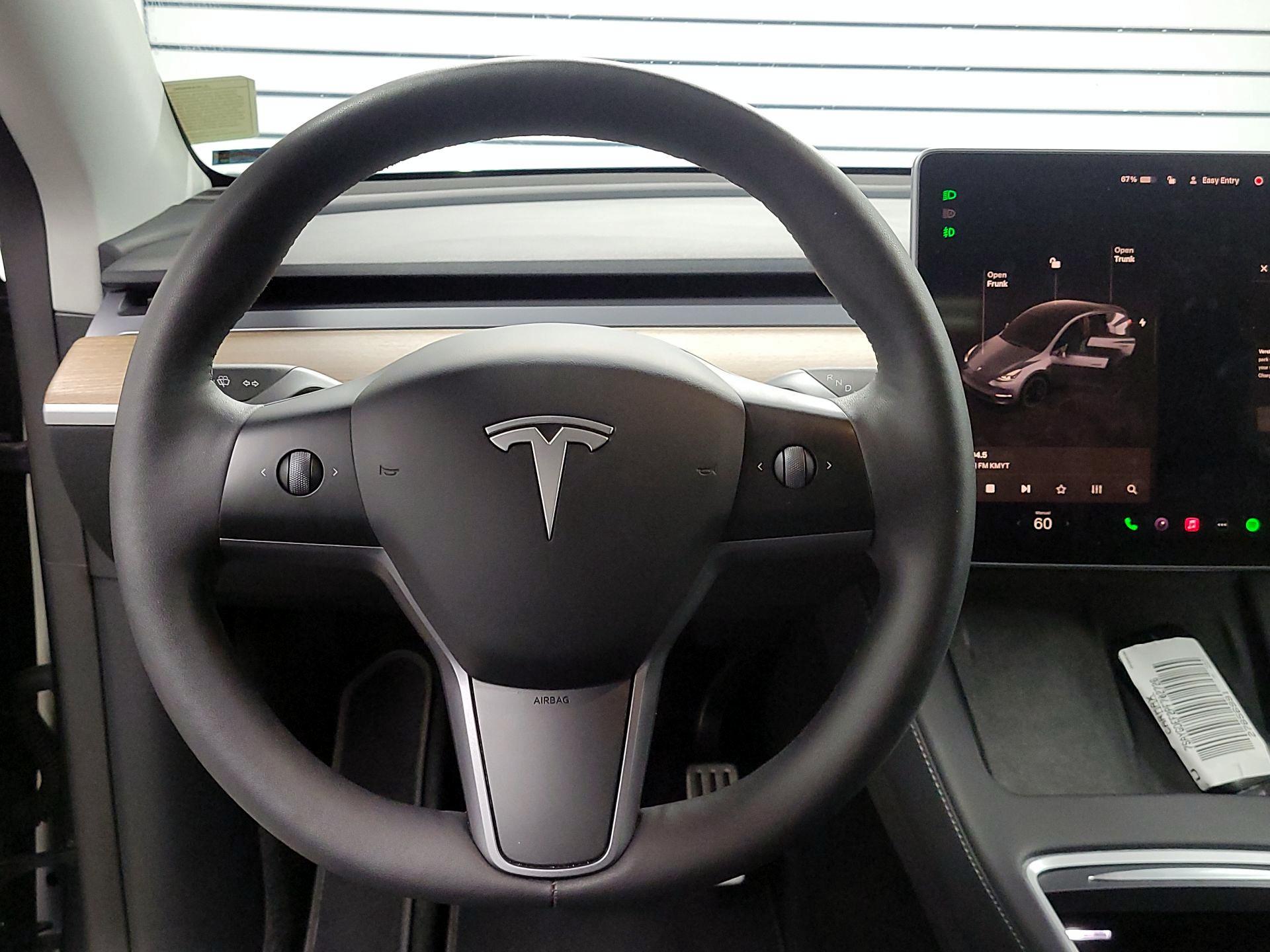 Thumbnail: 2023 Tesla Model Y - 10