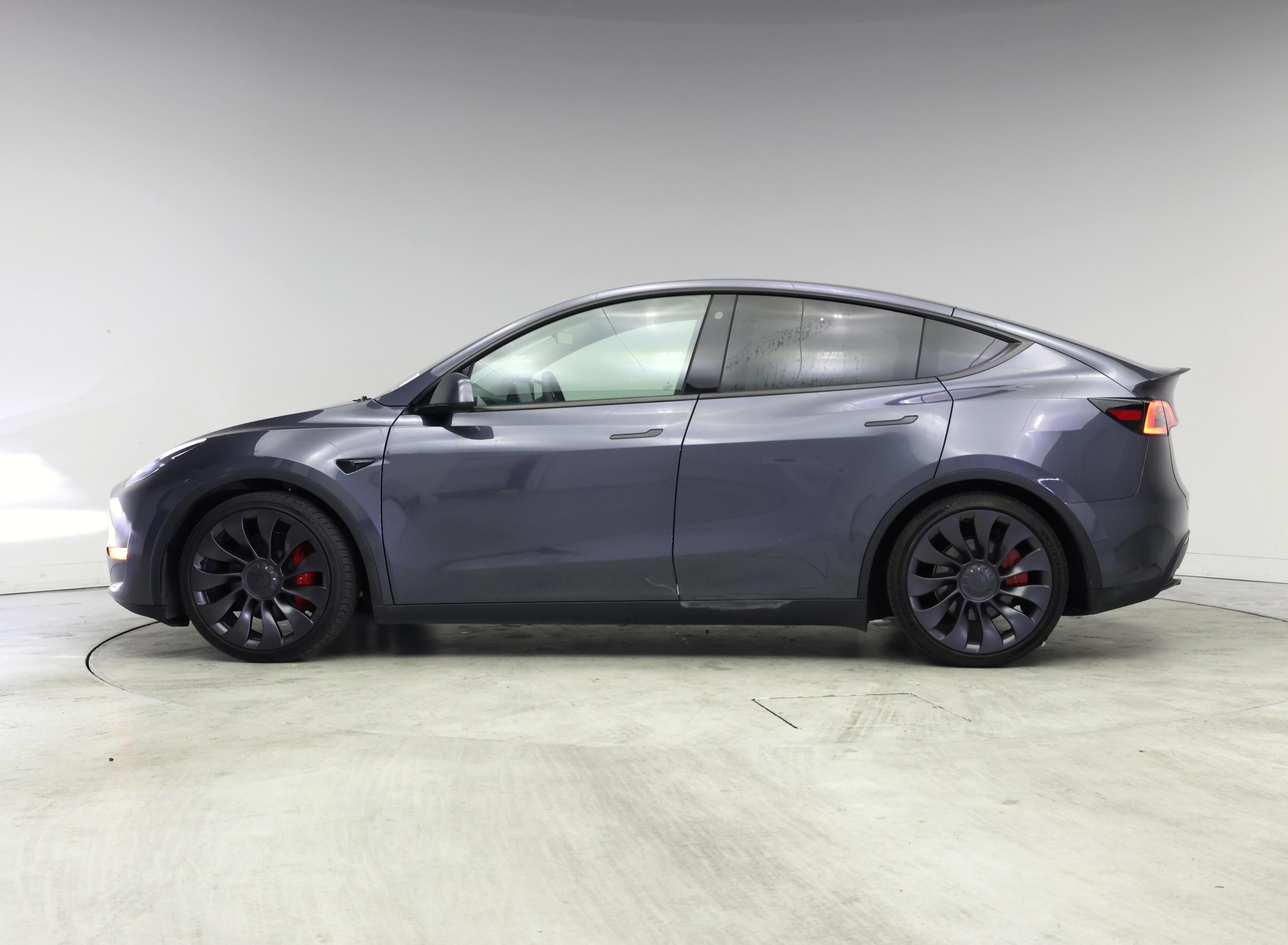Thumbnail: 2023 Tesla Model Y - 3