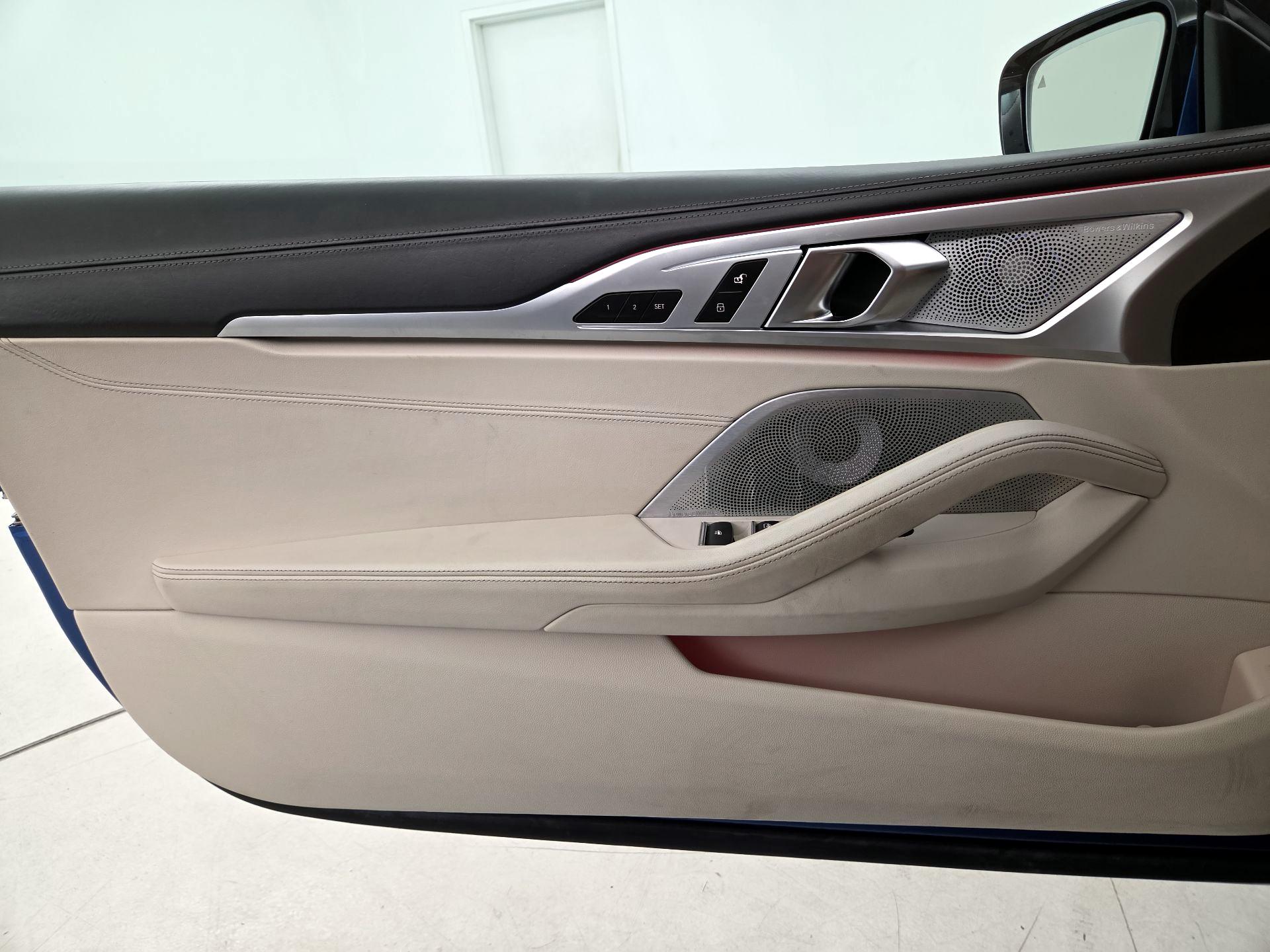 Thumbnail: 2019 BMW 8 Series - 12