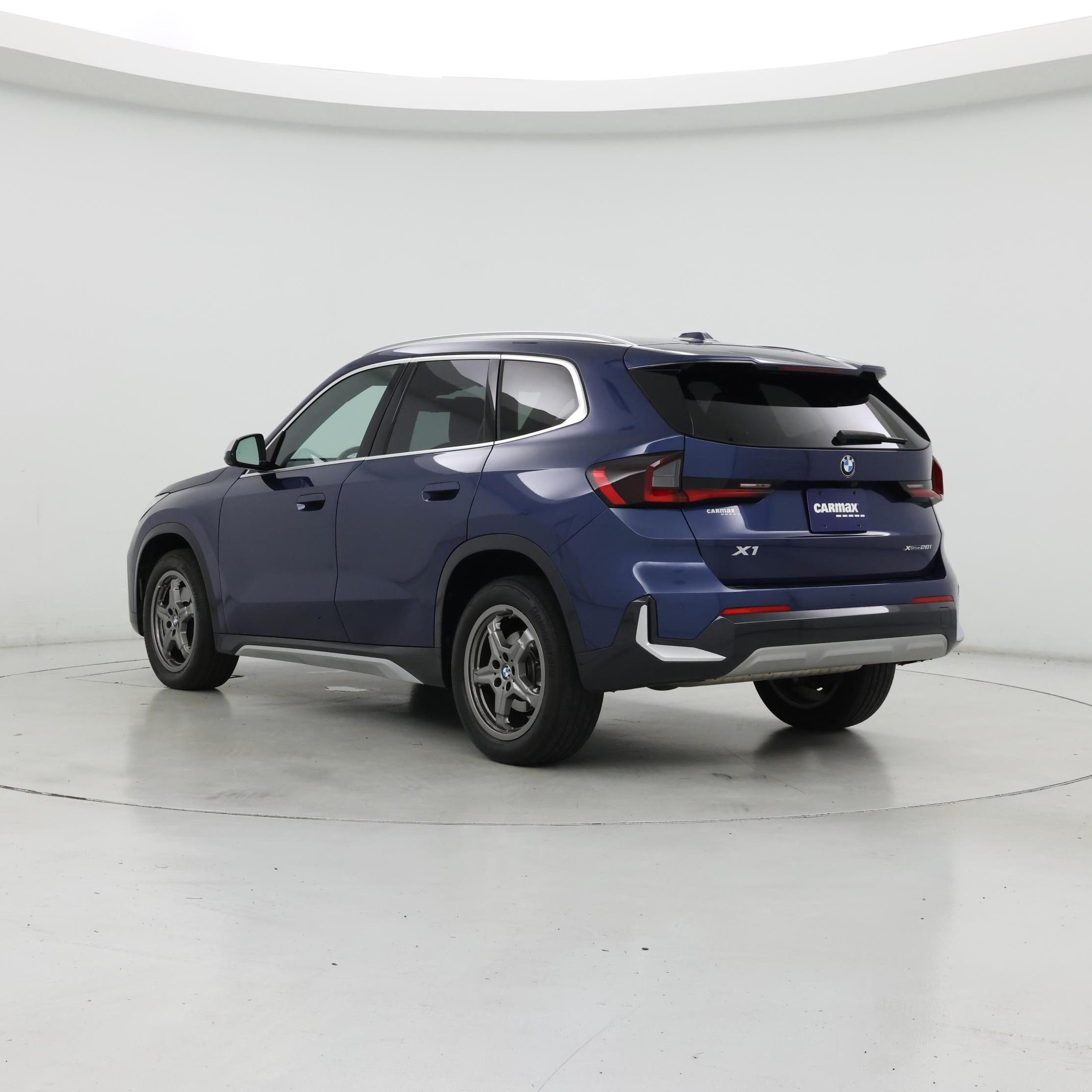 Thumbnail: 2023 BMW X1 - 2