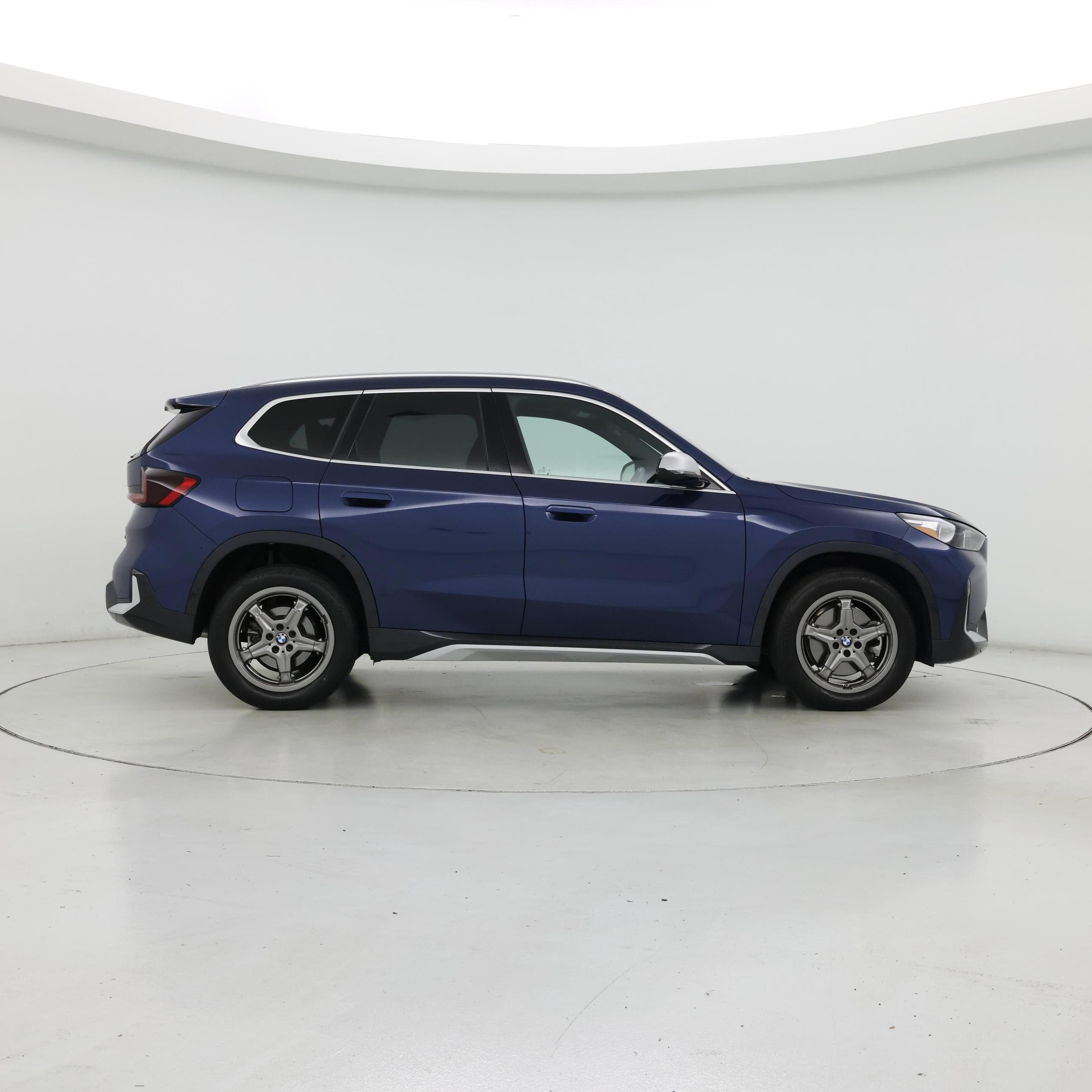 Thumbnail: 2023 BMW X1 - 7