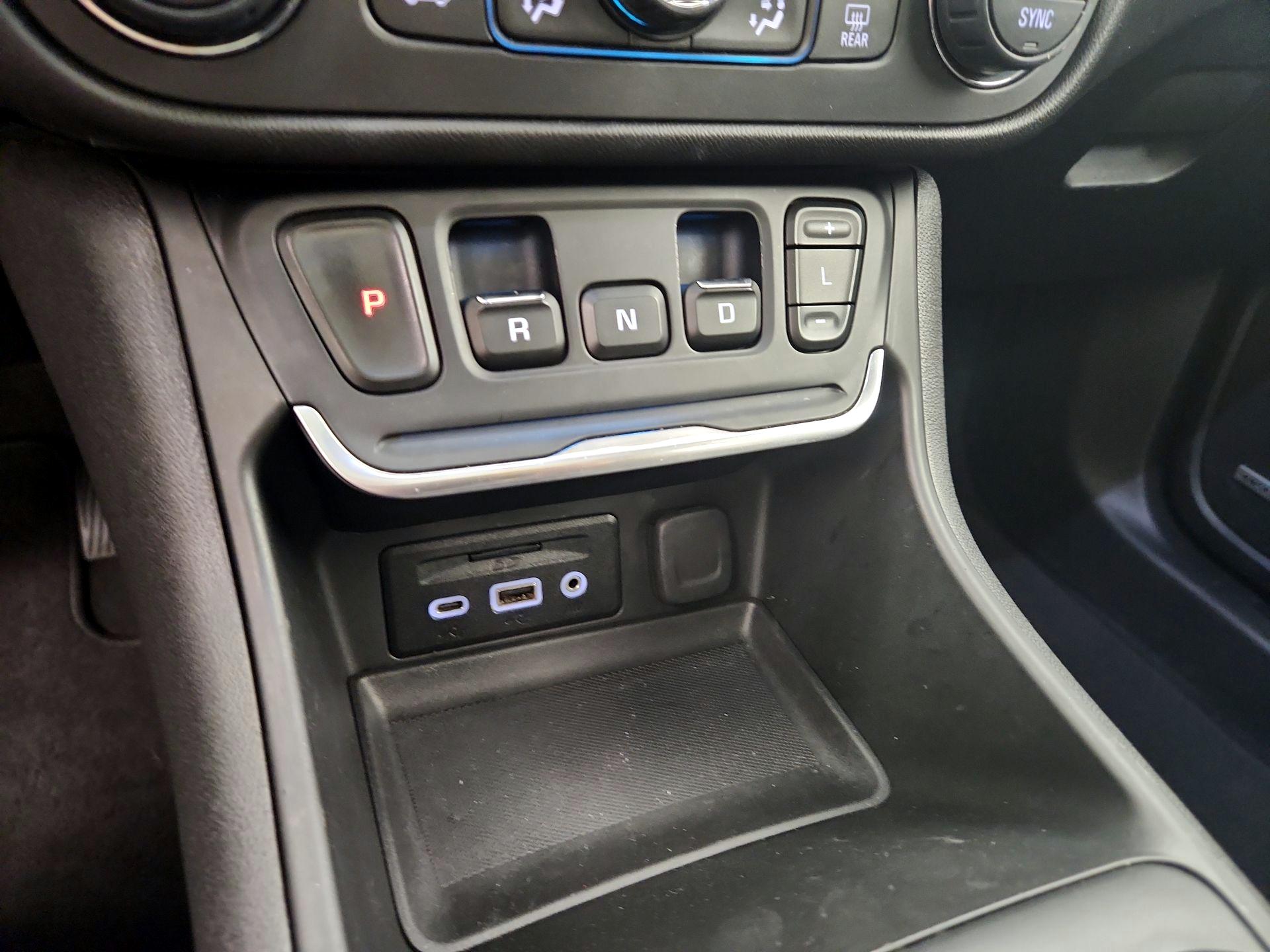 Thumbnail: 2019 GMC Terrain - 17