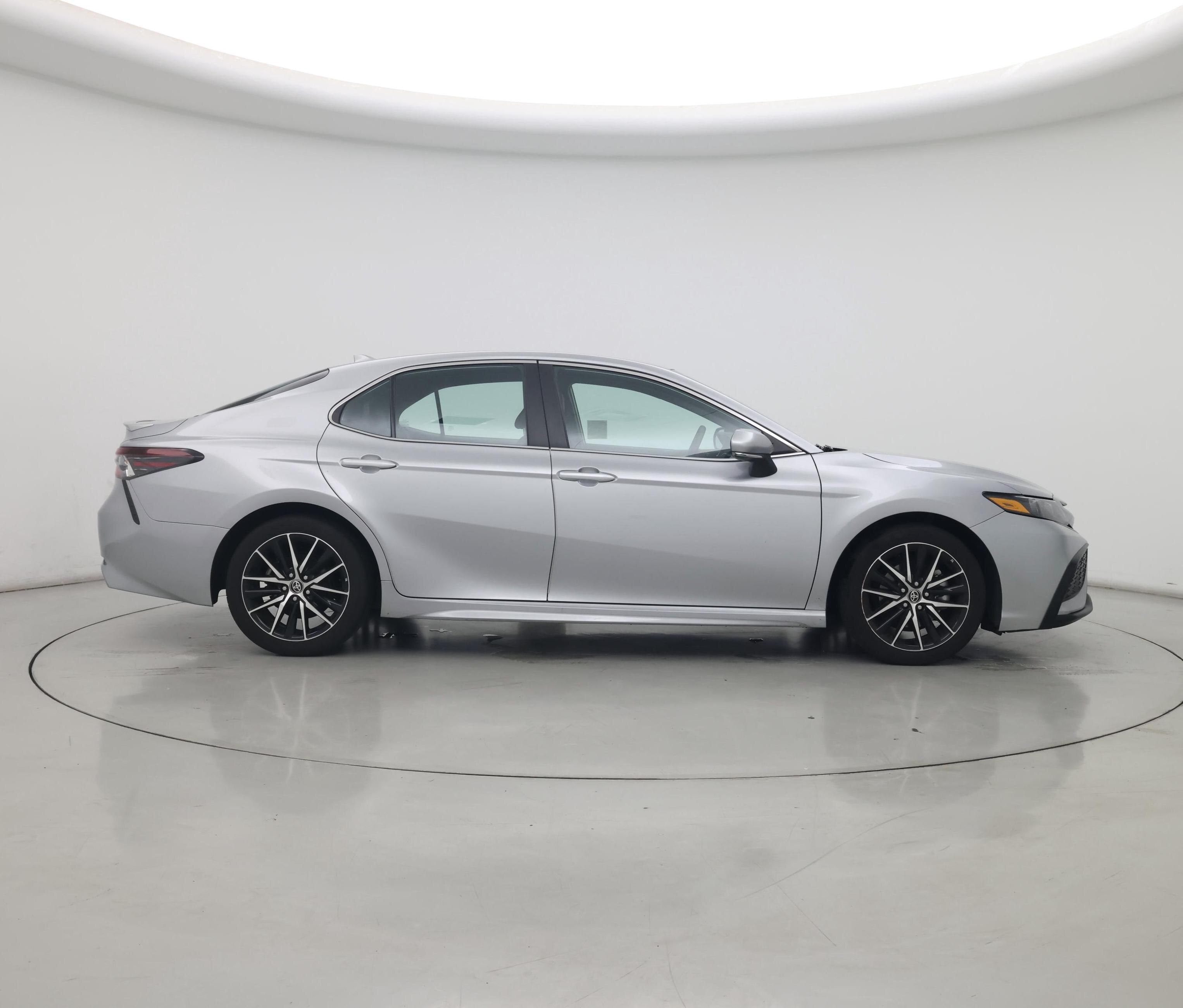 Thumbnail: 2023 Toyota Camry - 7