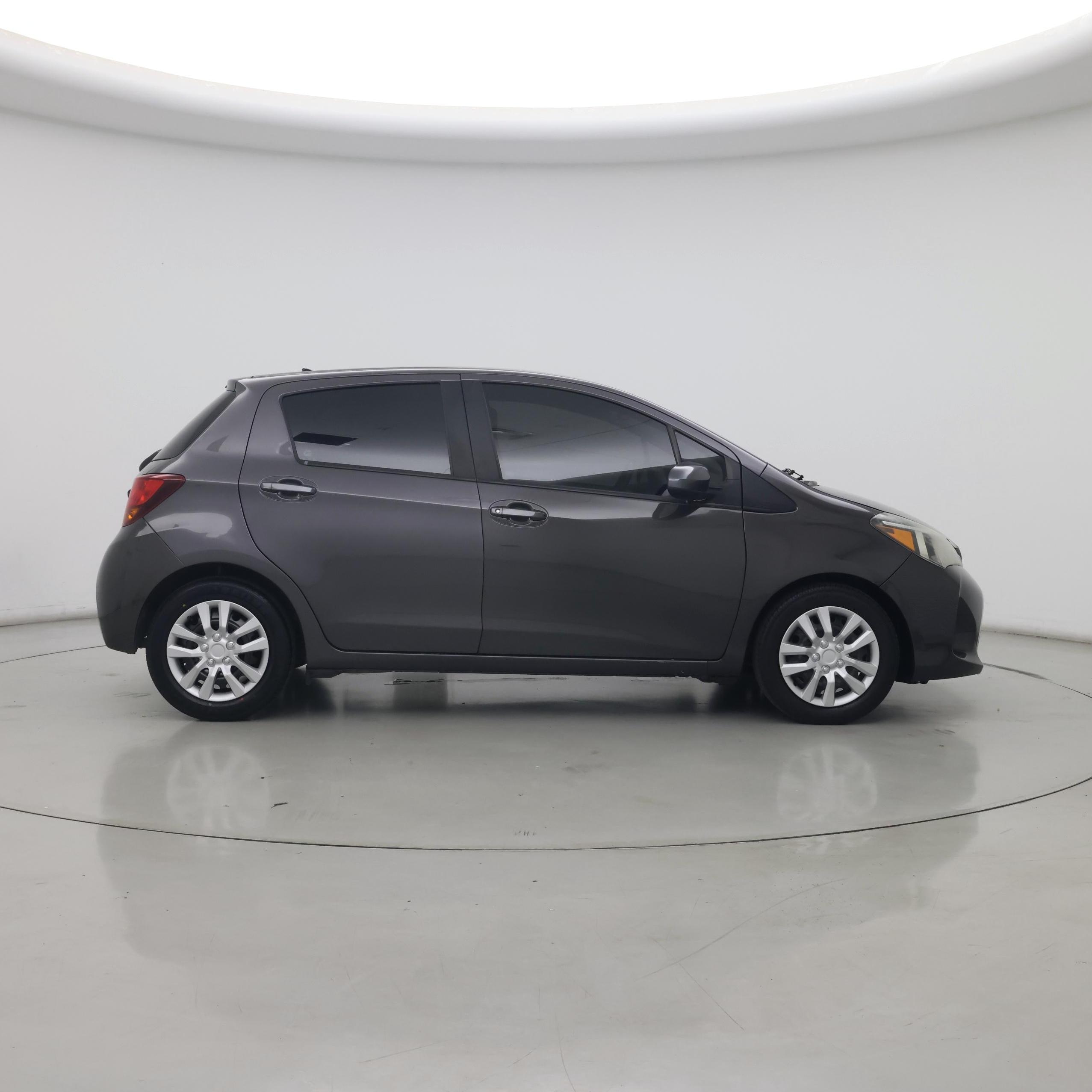 Thumbnail: 2015 Toyota Yaris - 7