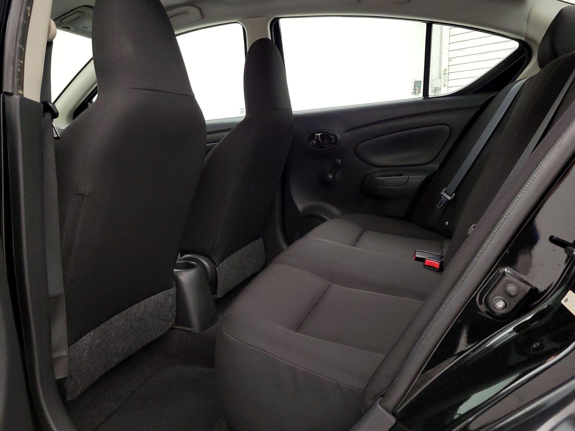 Thumbnail: 2015 Nissan Versa - 18