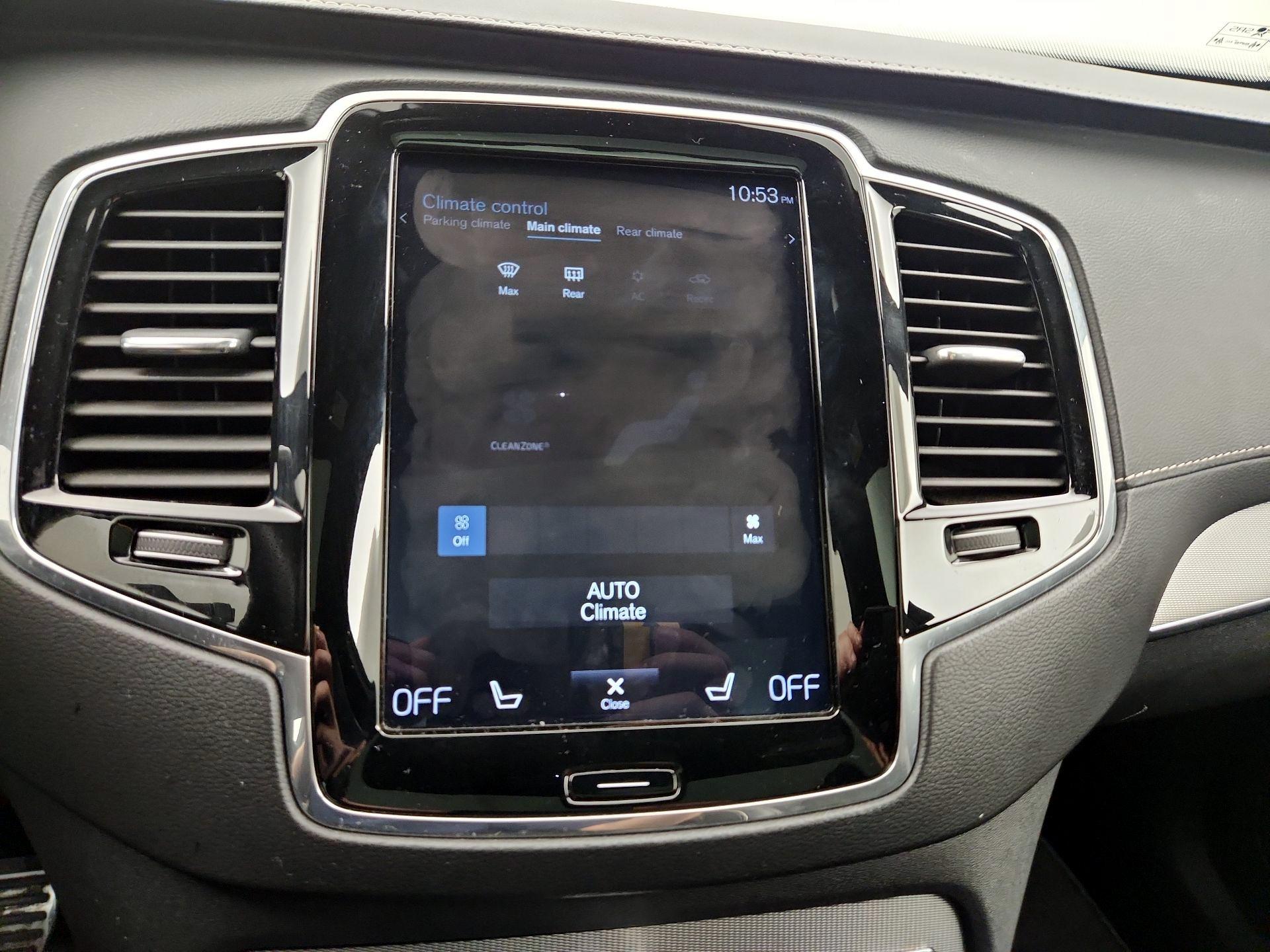 Thumbnail: 2019 Volvo XC90 - 16