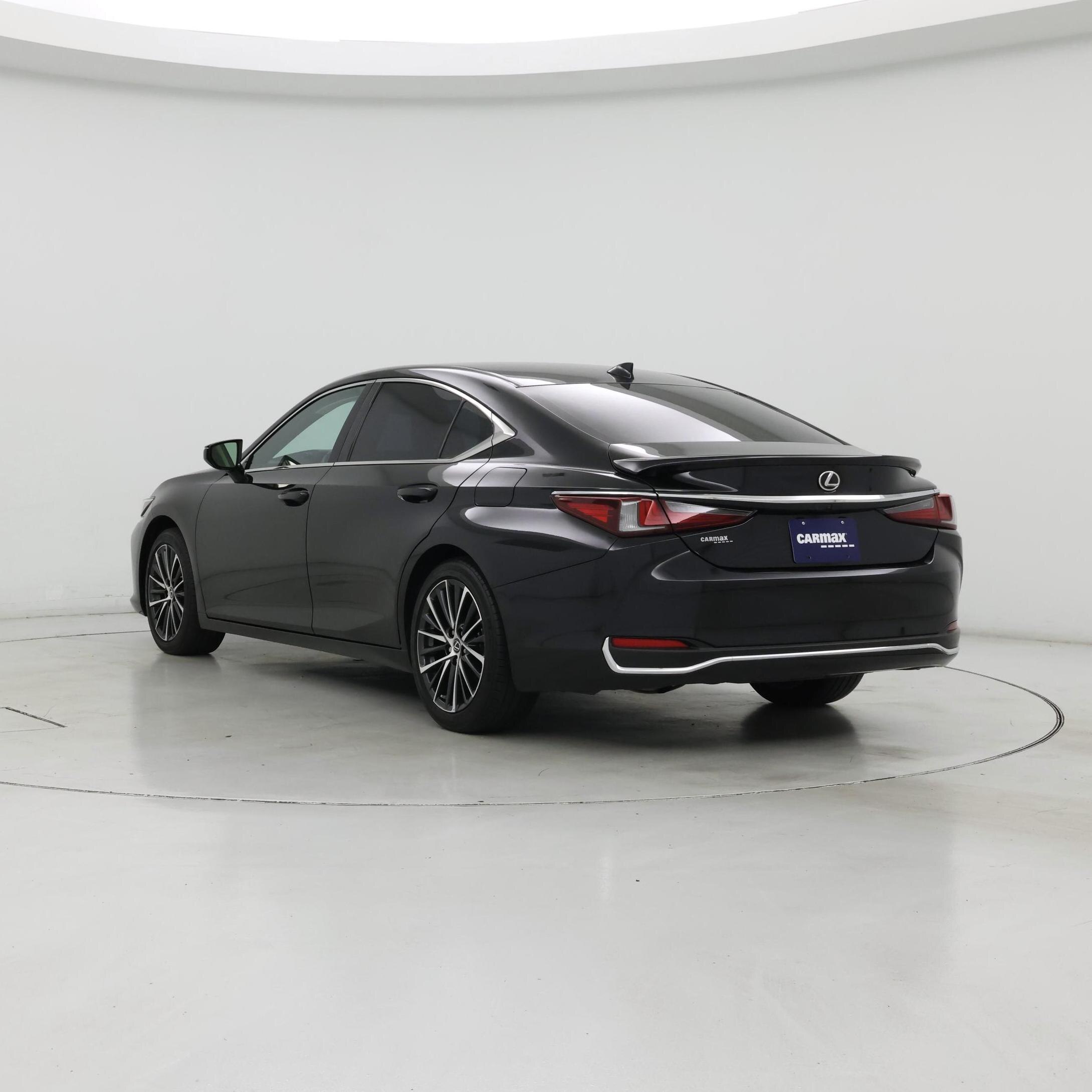 Thumbnail: 2024 Lexus ES - 2