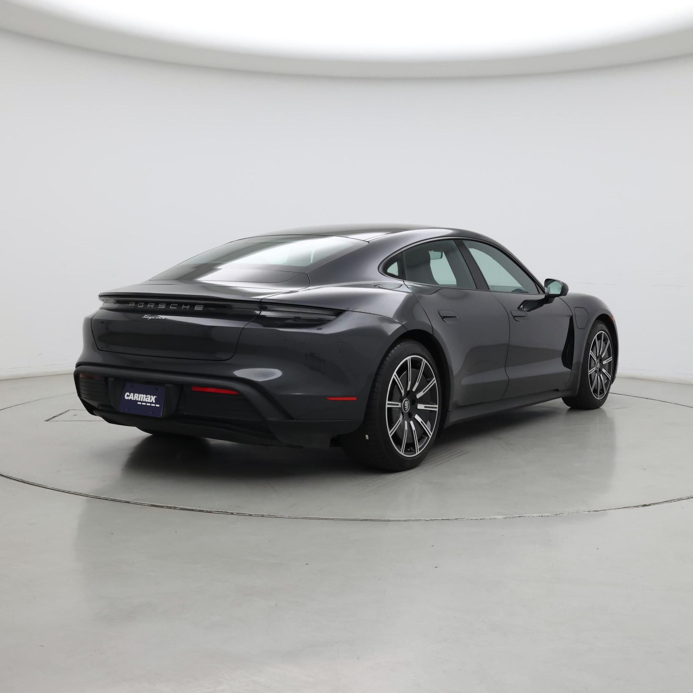 Thumbnail: 2022 Porsche Taycan - 8