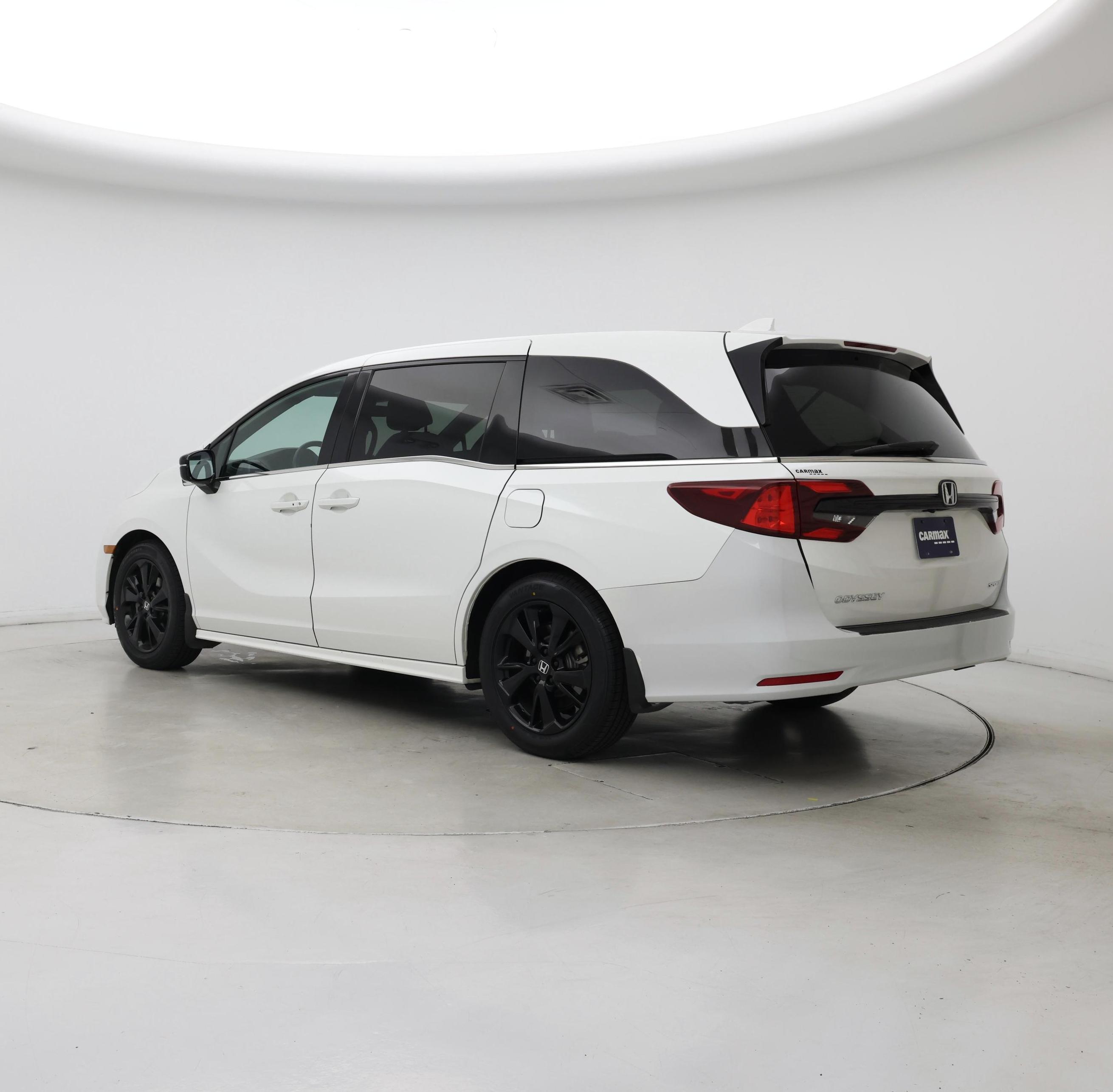 Thumbnail: 2023 Honda Odyssey - 2