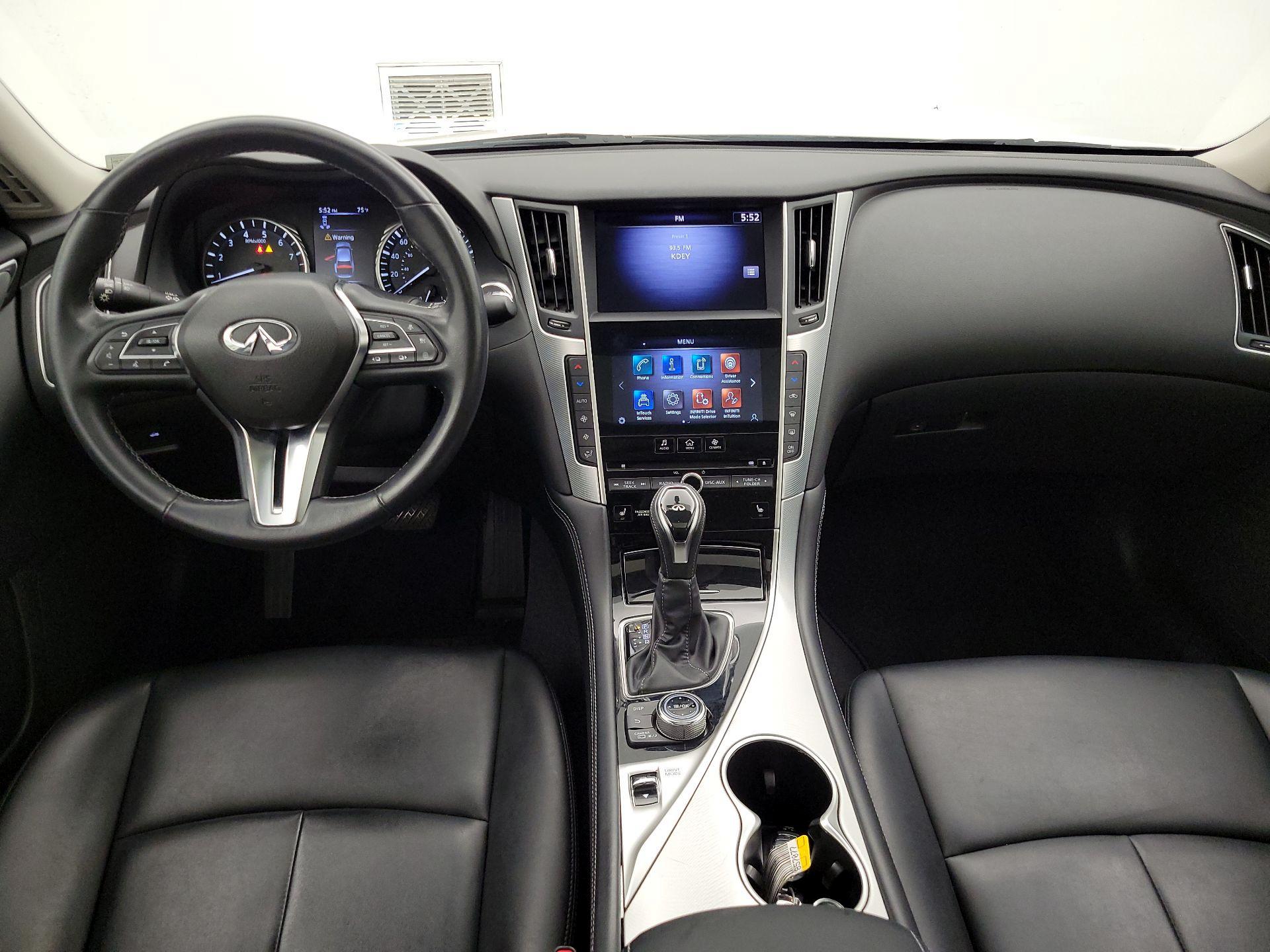 Thumbnail: 2021 INFINITI Q50 - 9