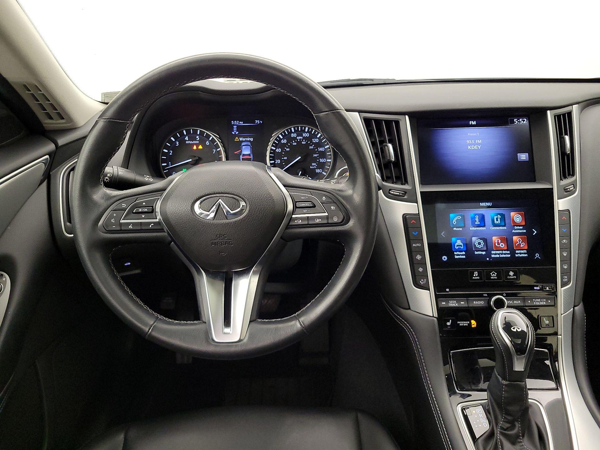 Thumbnail: 2021 INFINITI Q50 - 10