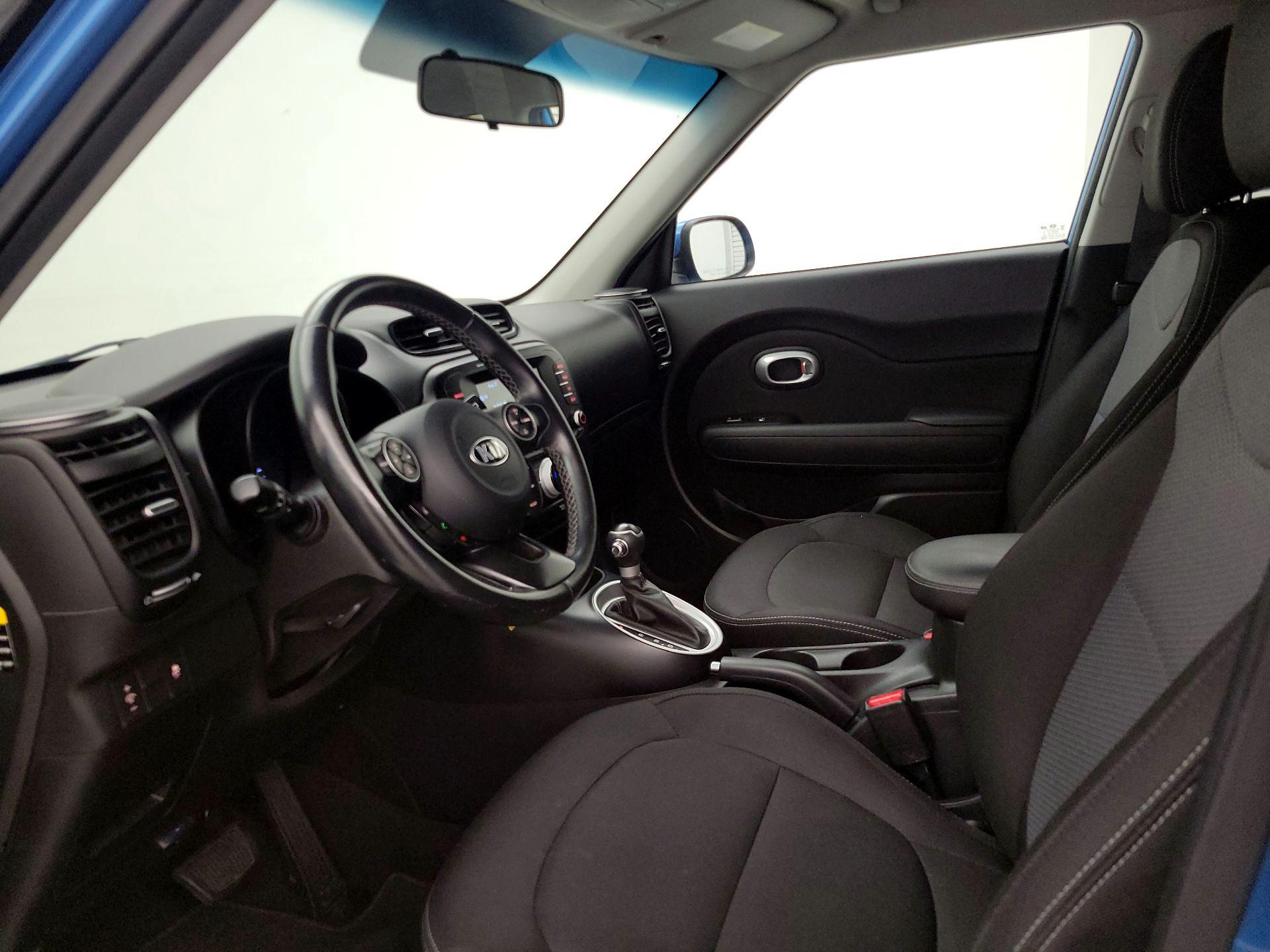 Thumbnail: 2019 Kia Soul - 11
