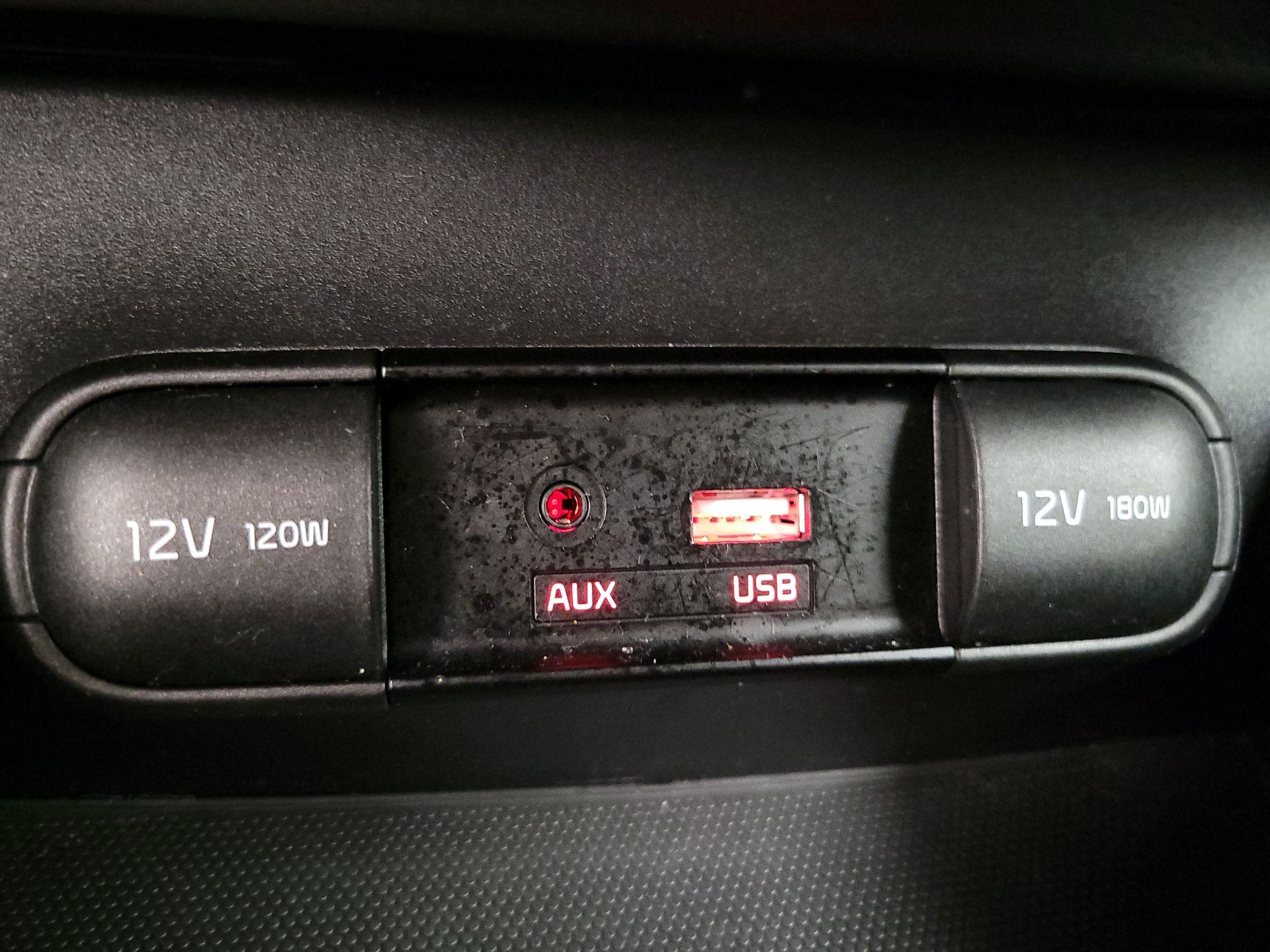 Thumbnail: 2019 Kia Soul - 18