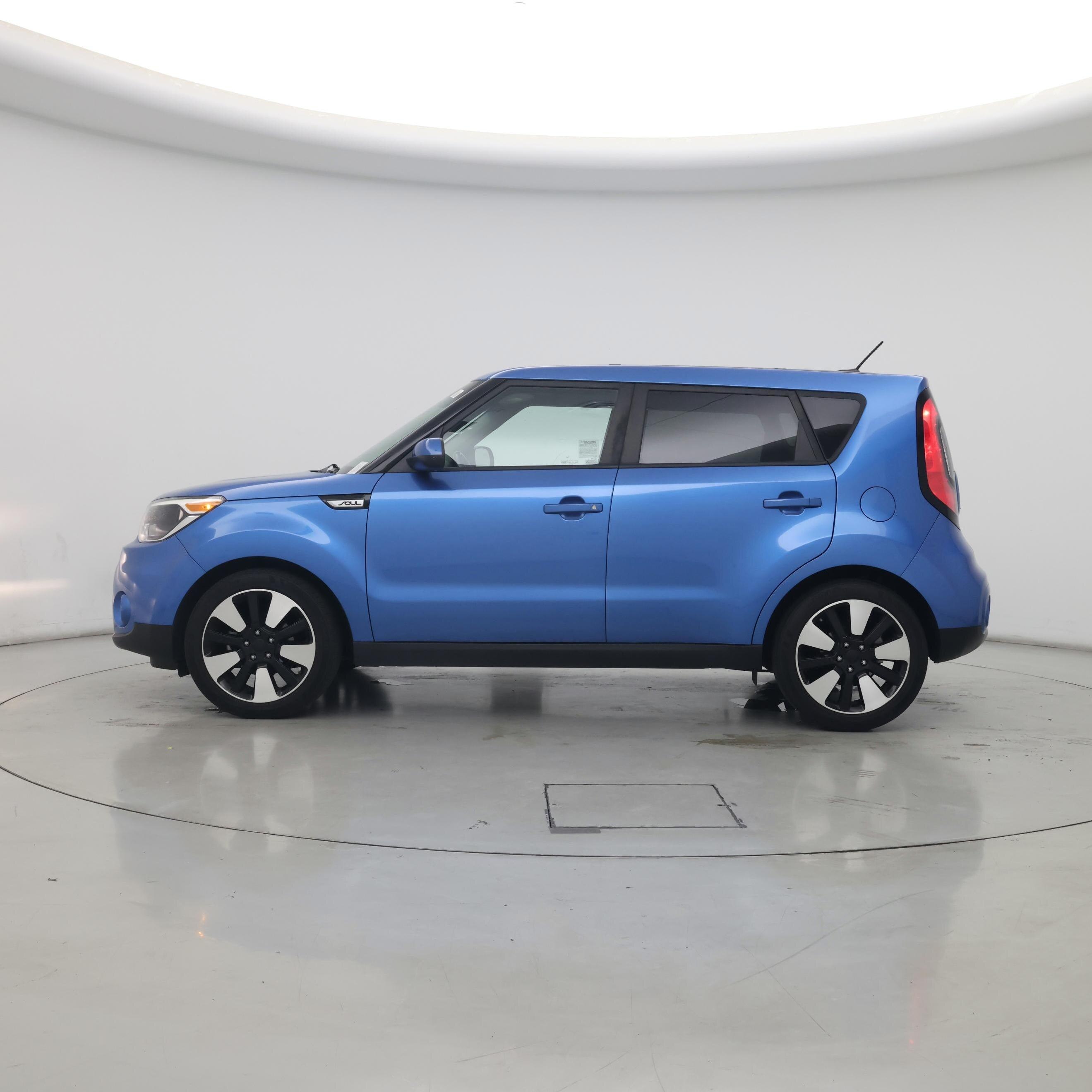 Thumbnail: 2019 Kia Soul - 3