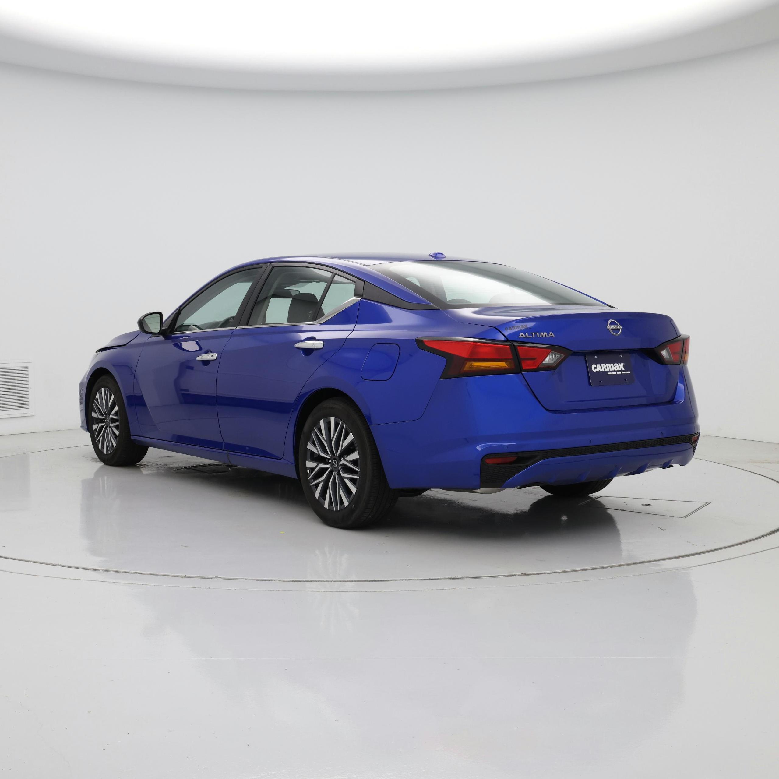 Thumbnail: 2025 Nissan Altima - 2