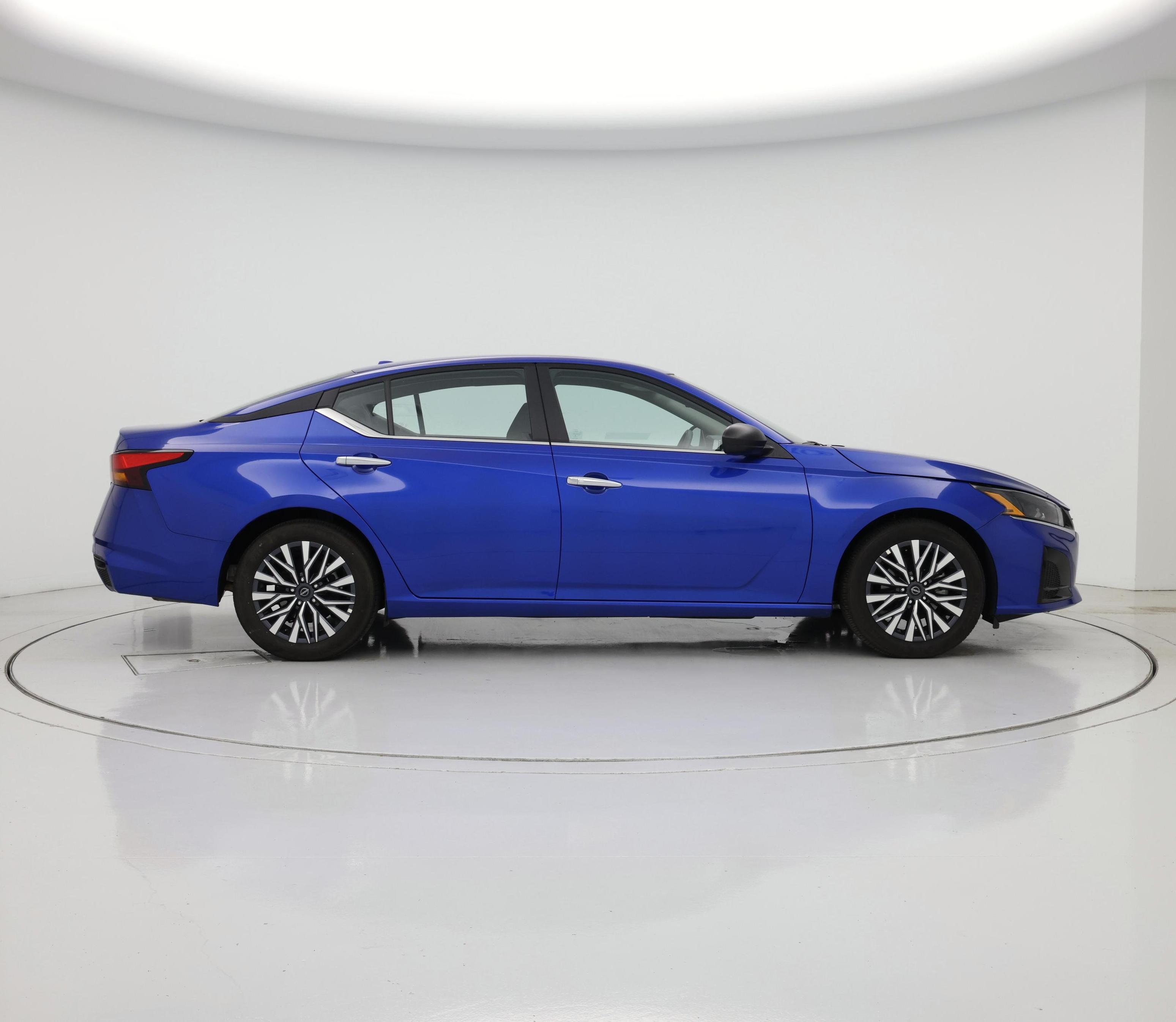 Thumbnail: 2025 Nissan Altima - 7
