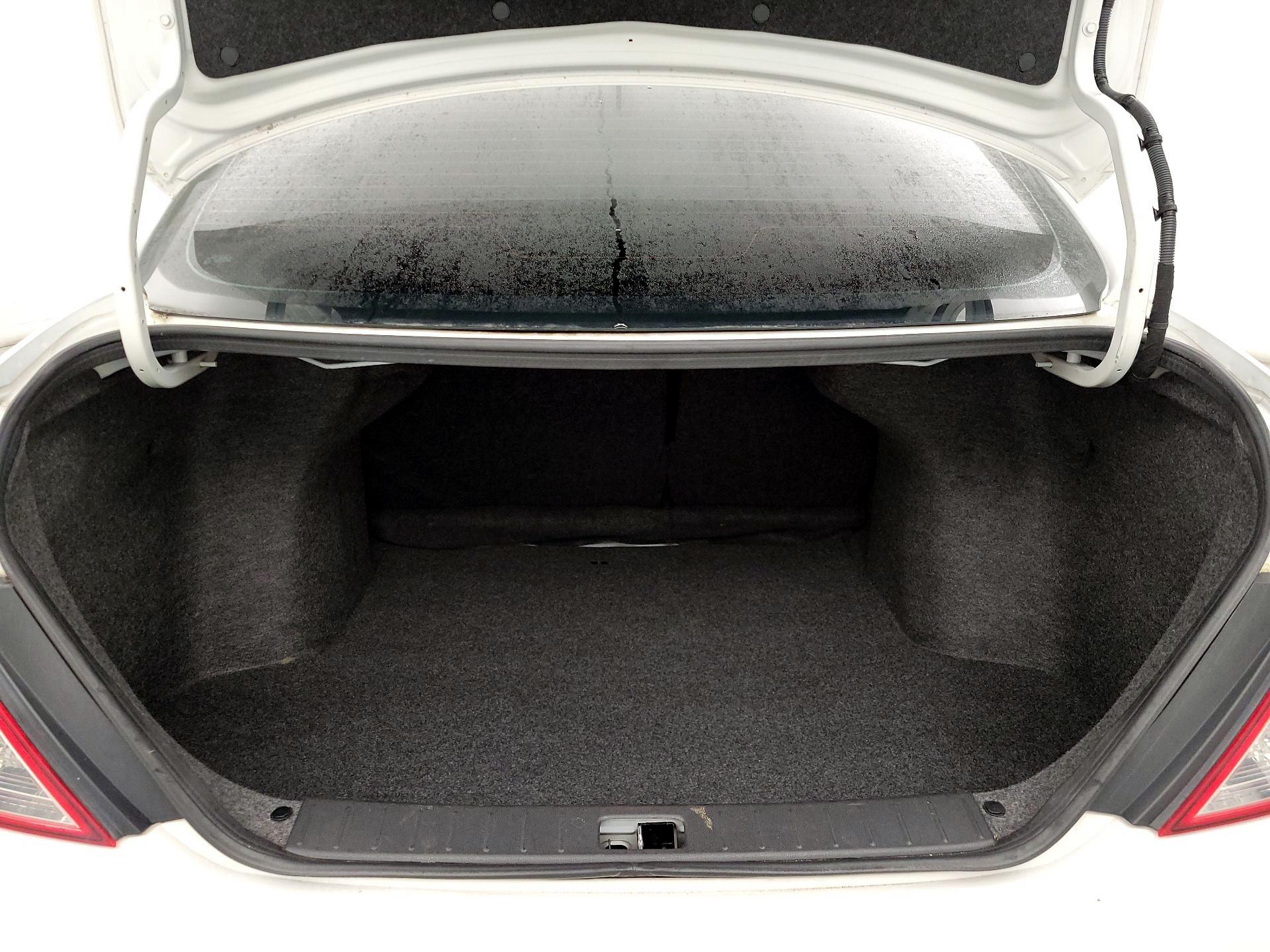Thumbnail: 2018 Nissan Versa - 20