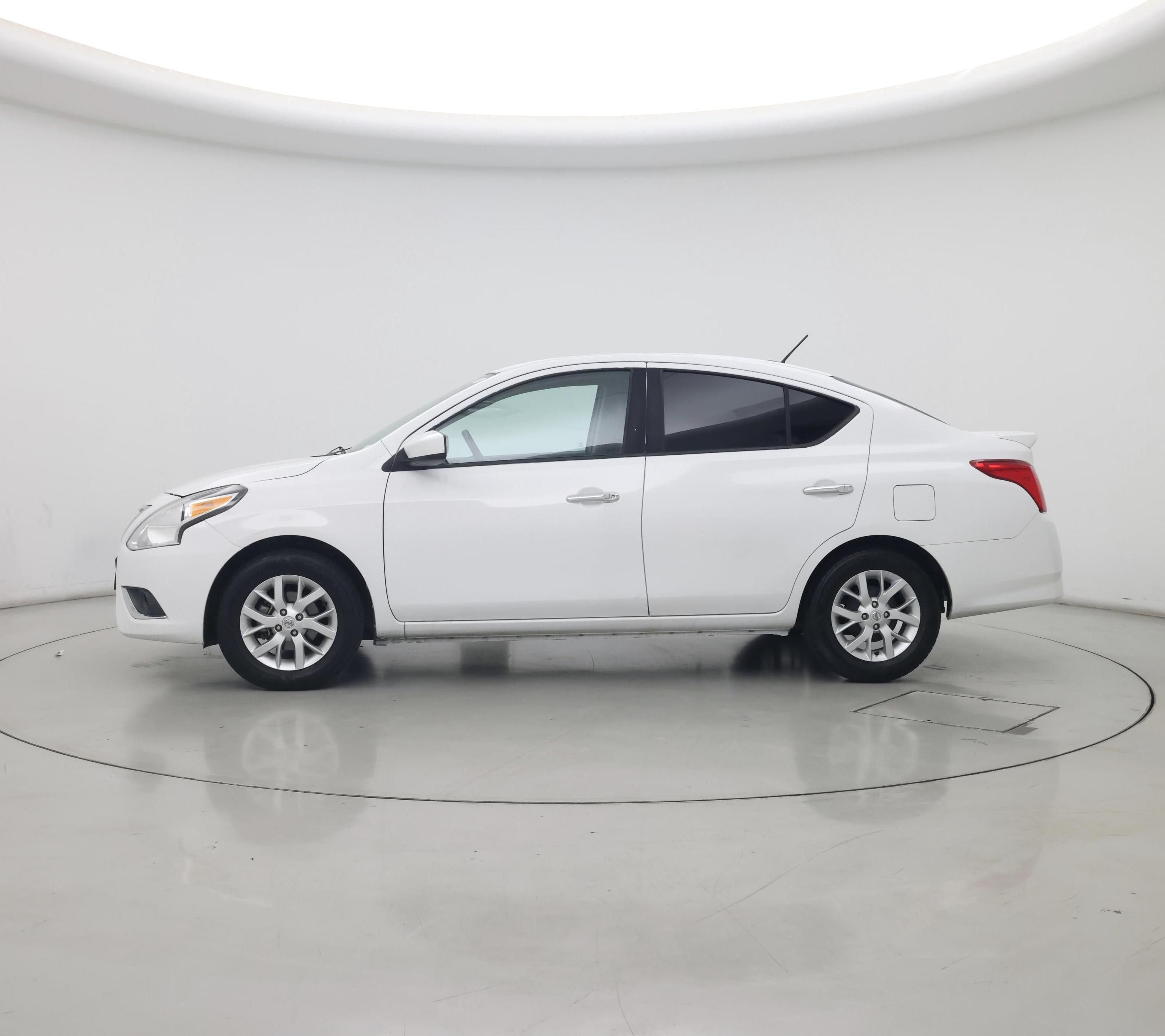 Thumbnail: 2018 Nissan Versa - 3