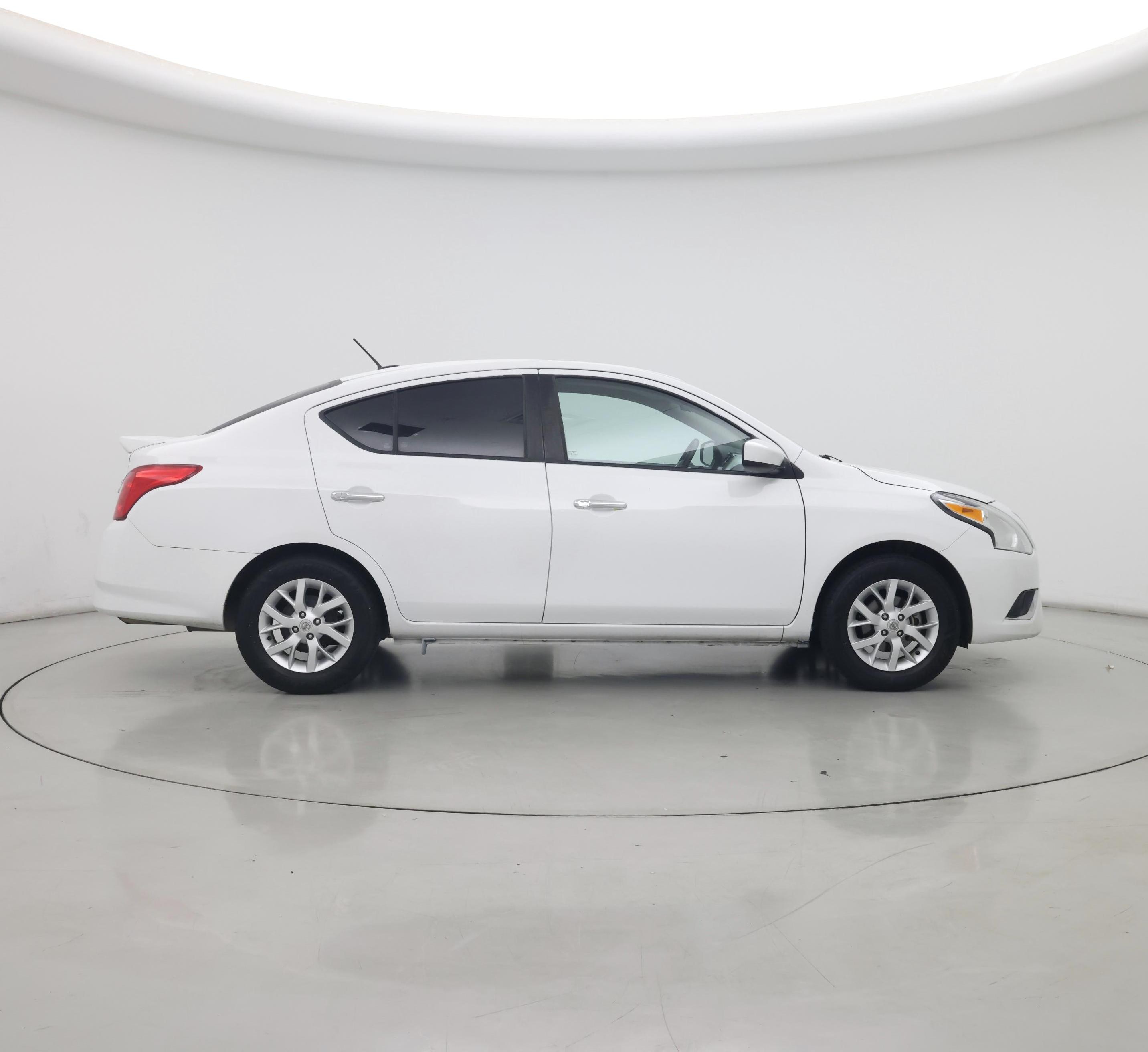 Thumbnail: 2018 Nissan Versa - 7