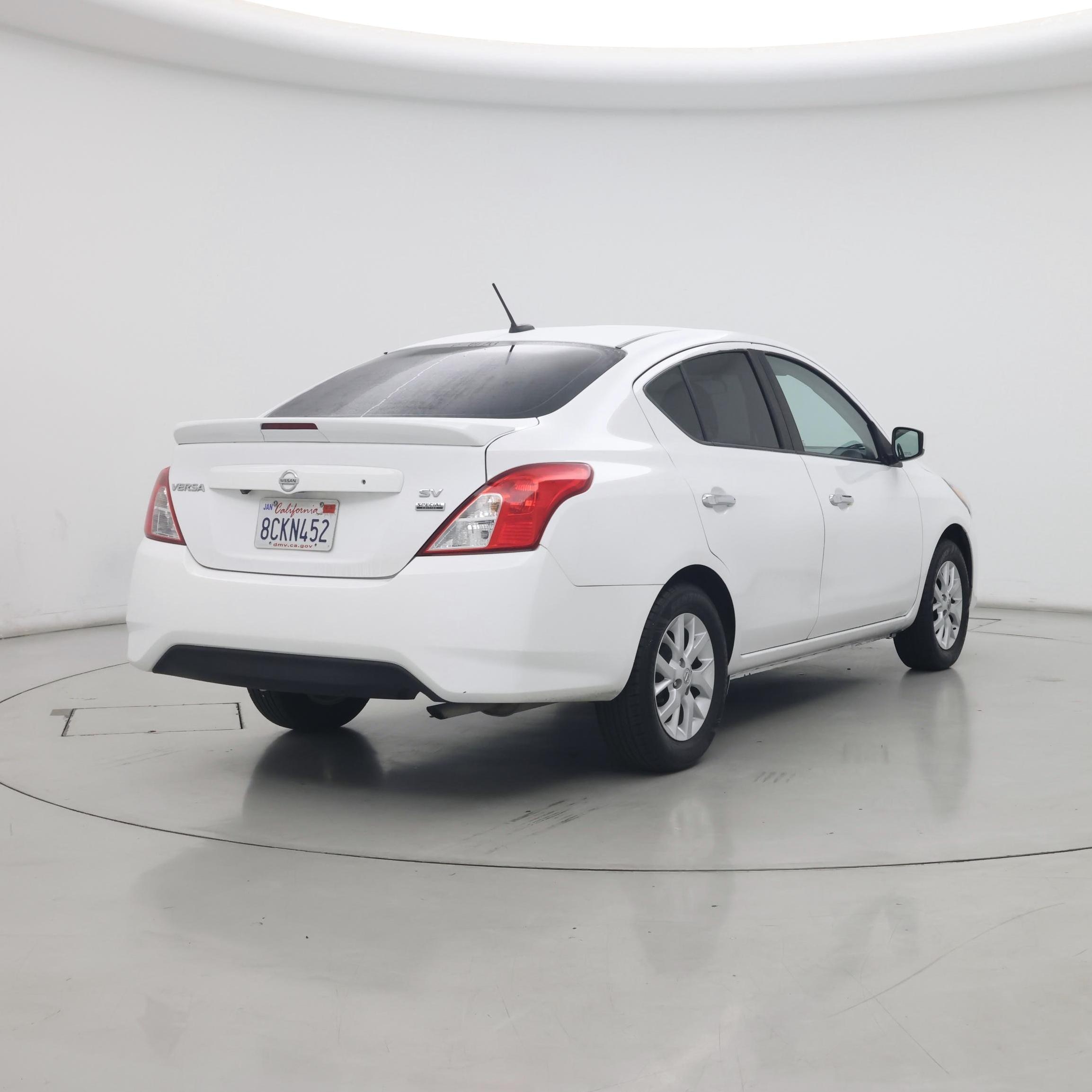 Thumbnail: 2018 Nissan Versa - 8