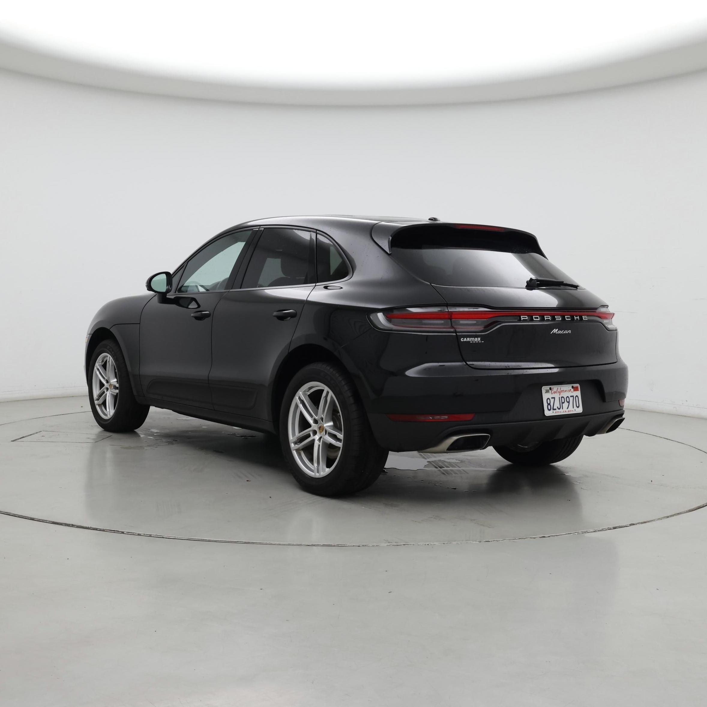 Thumbnail: 2021 Porsche Macan - 2