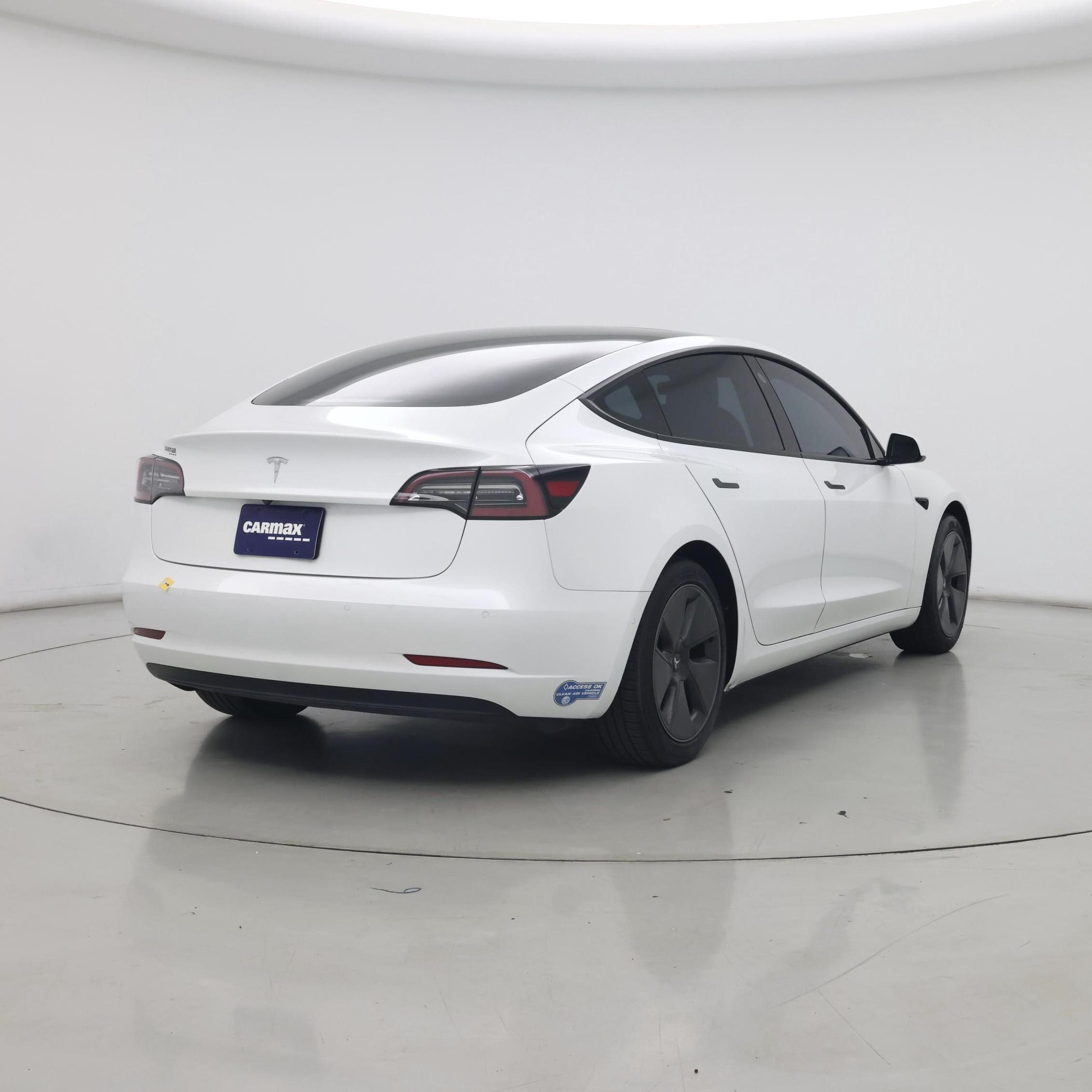 Thumbnail: 2021 Tesla Model 3 - 8