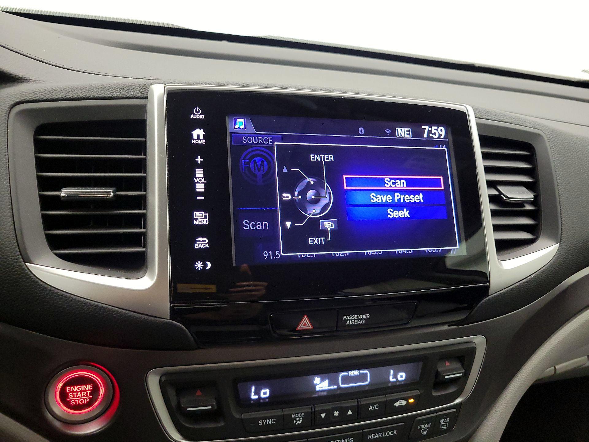 Thumbnail: 2018 Honda Pilot - 15