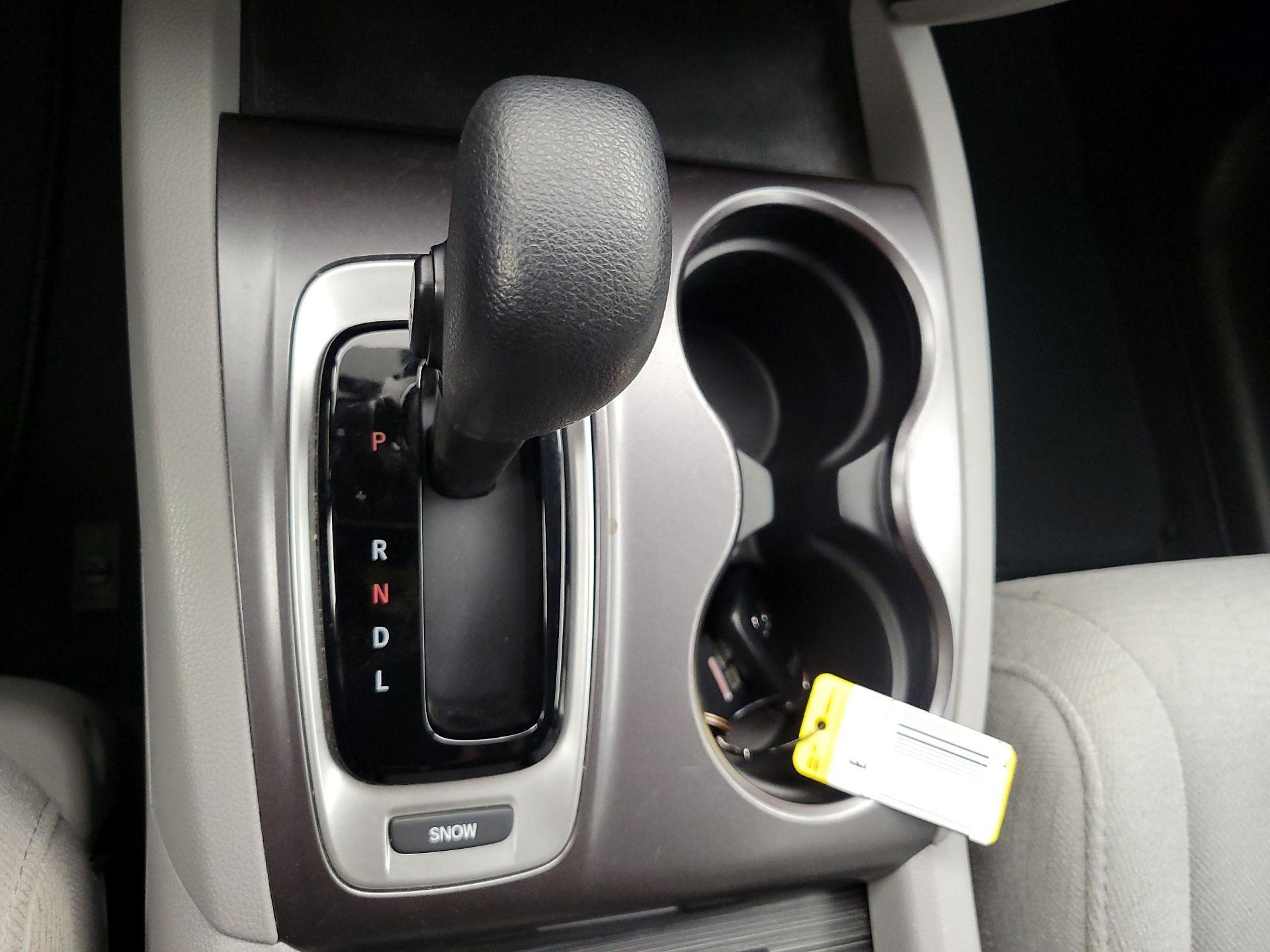 Thumbnail: 2018 Honda Pilot - 17