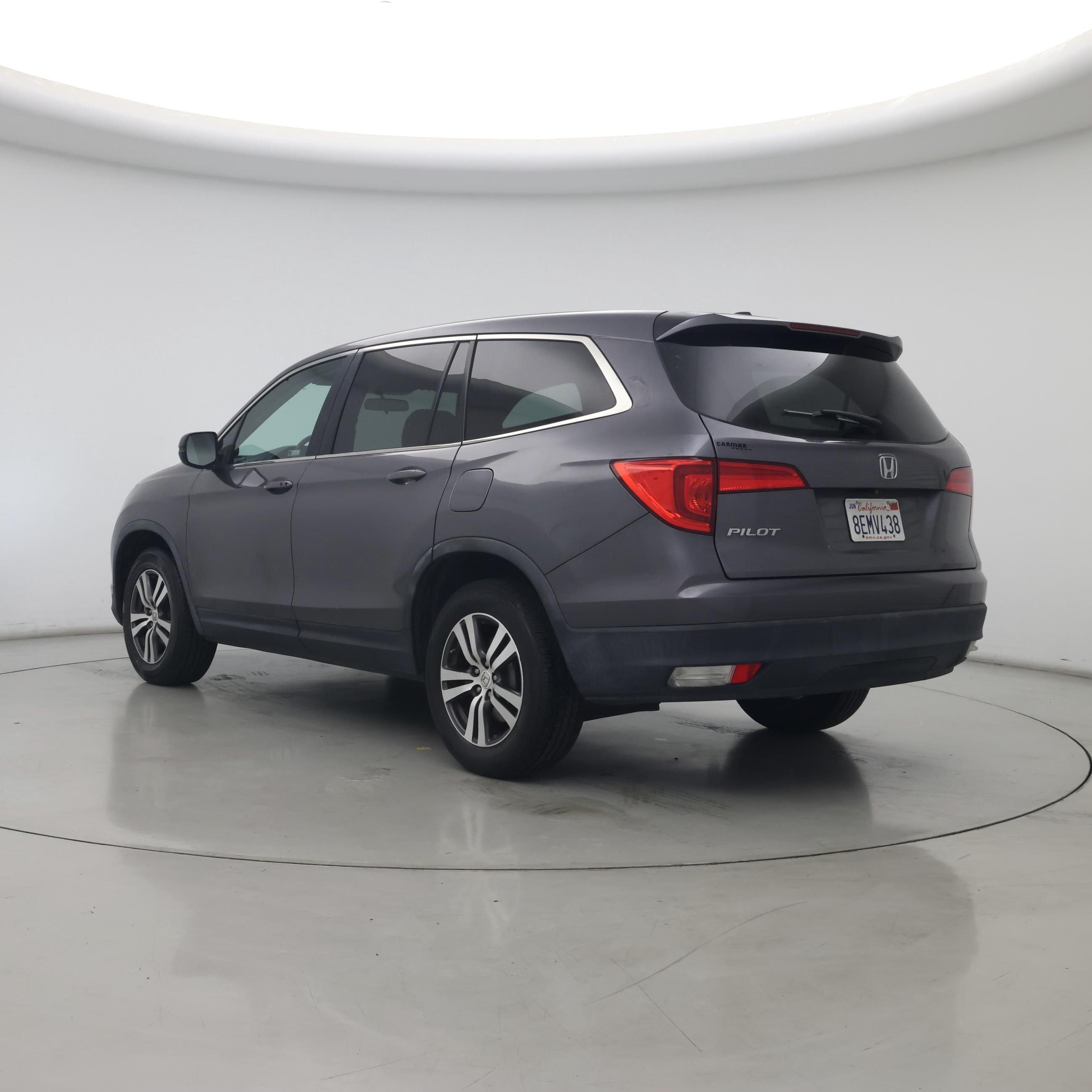 Thumbnail: 2018 Honda Pilot - 2