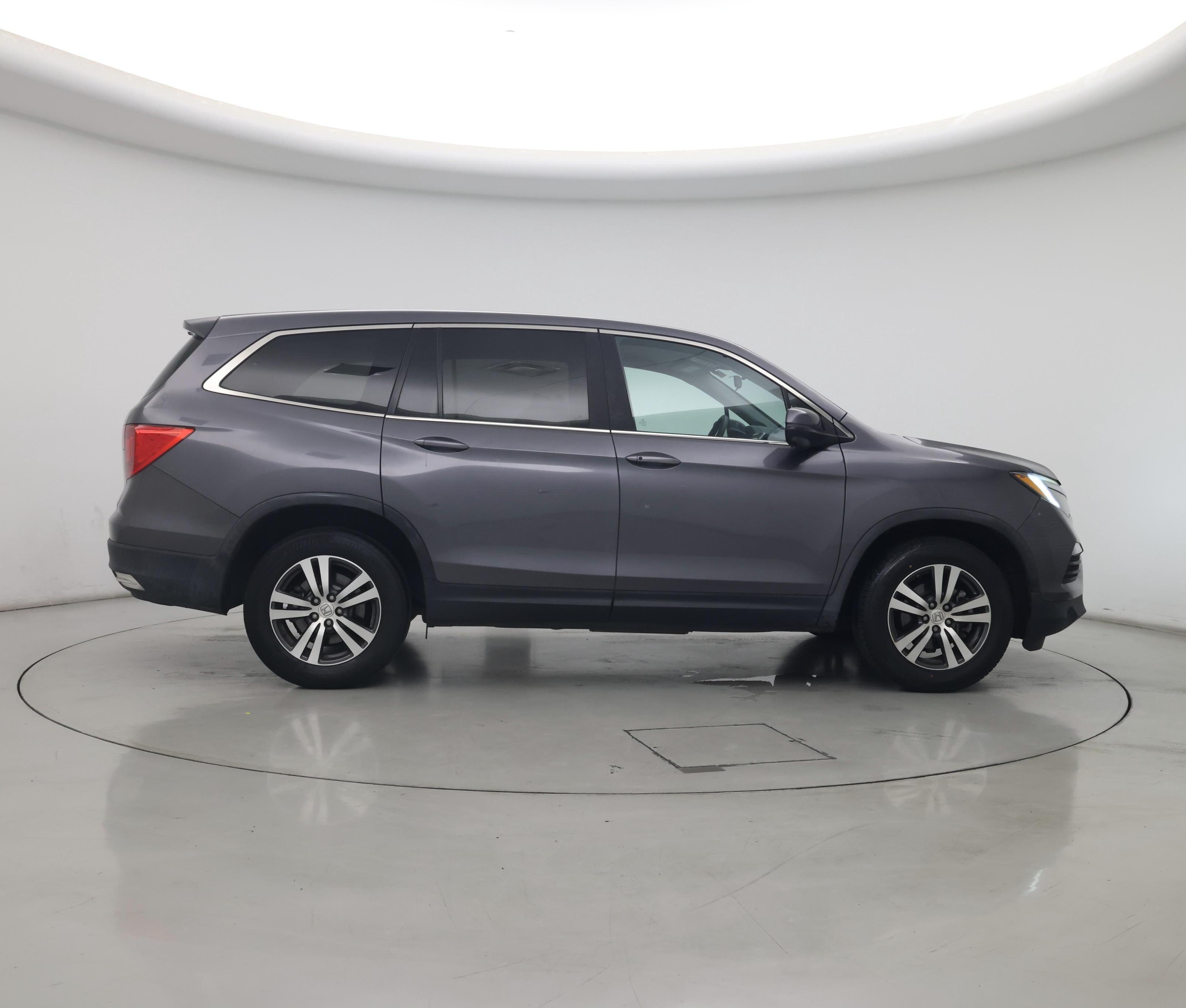 Thumbnail: 2018 Honda Pilot - 7