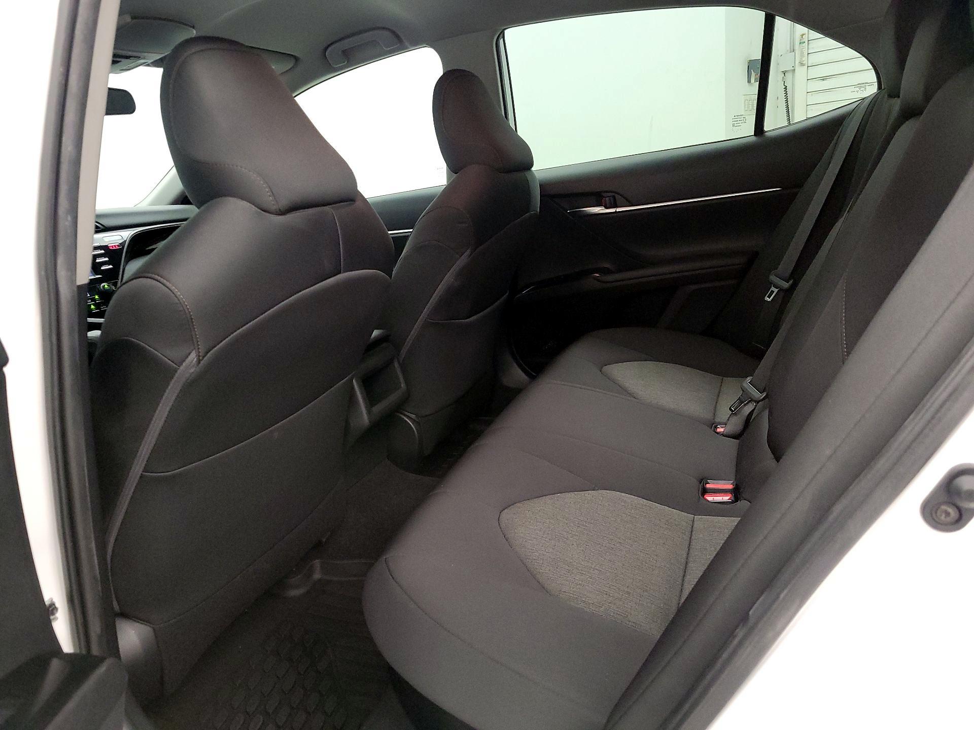 Thumbnail: 2019 Toyota Camry - 19