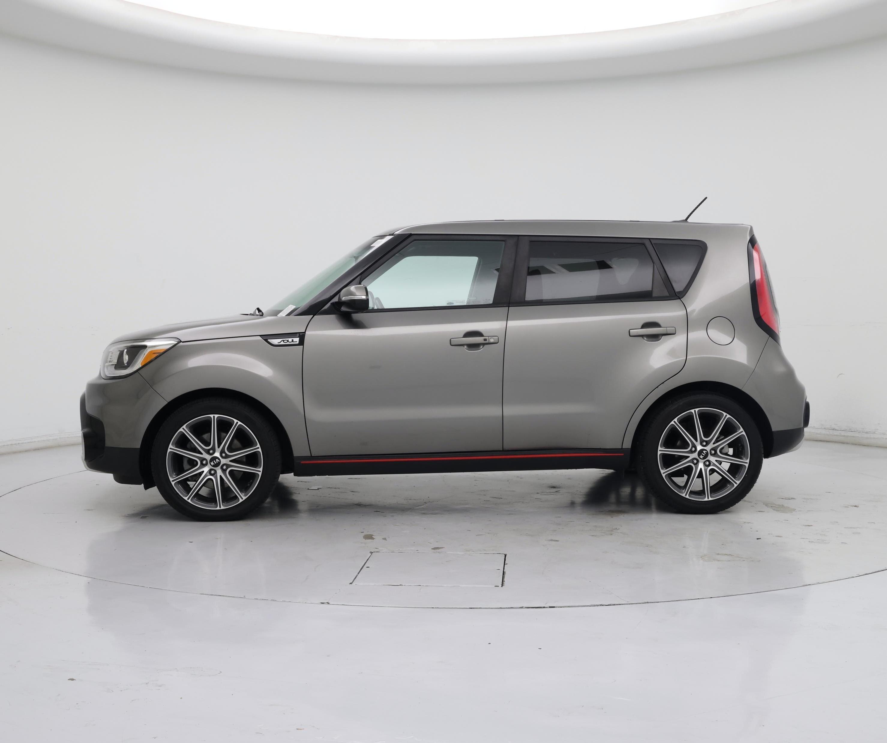 Thumbnail: 2018 Kia Soul - 3