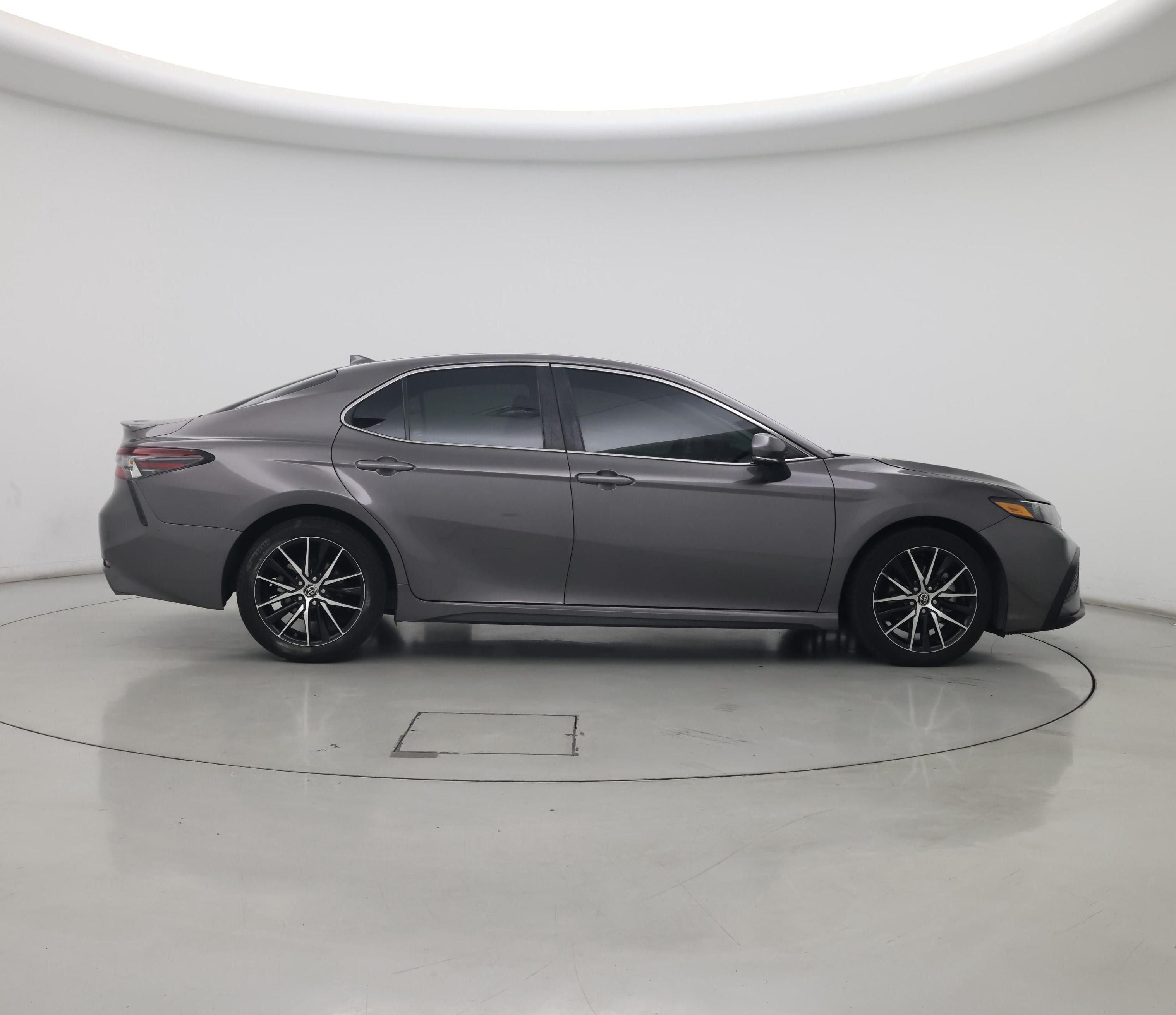 Thumbnail: 2022 Toyota Camry - 7