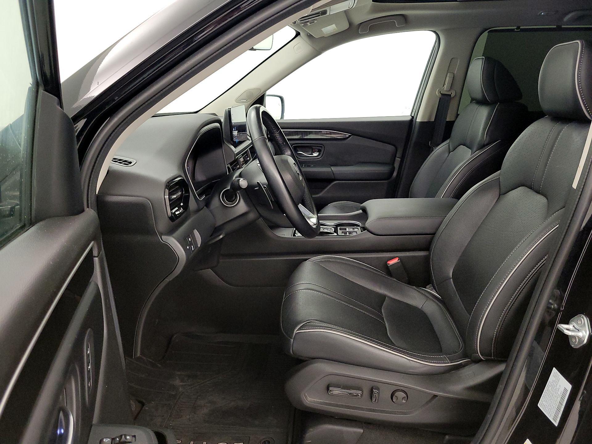 Thumbnail: 2023 Honda Pilot - 11