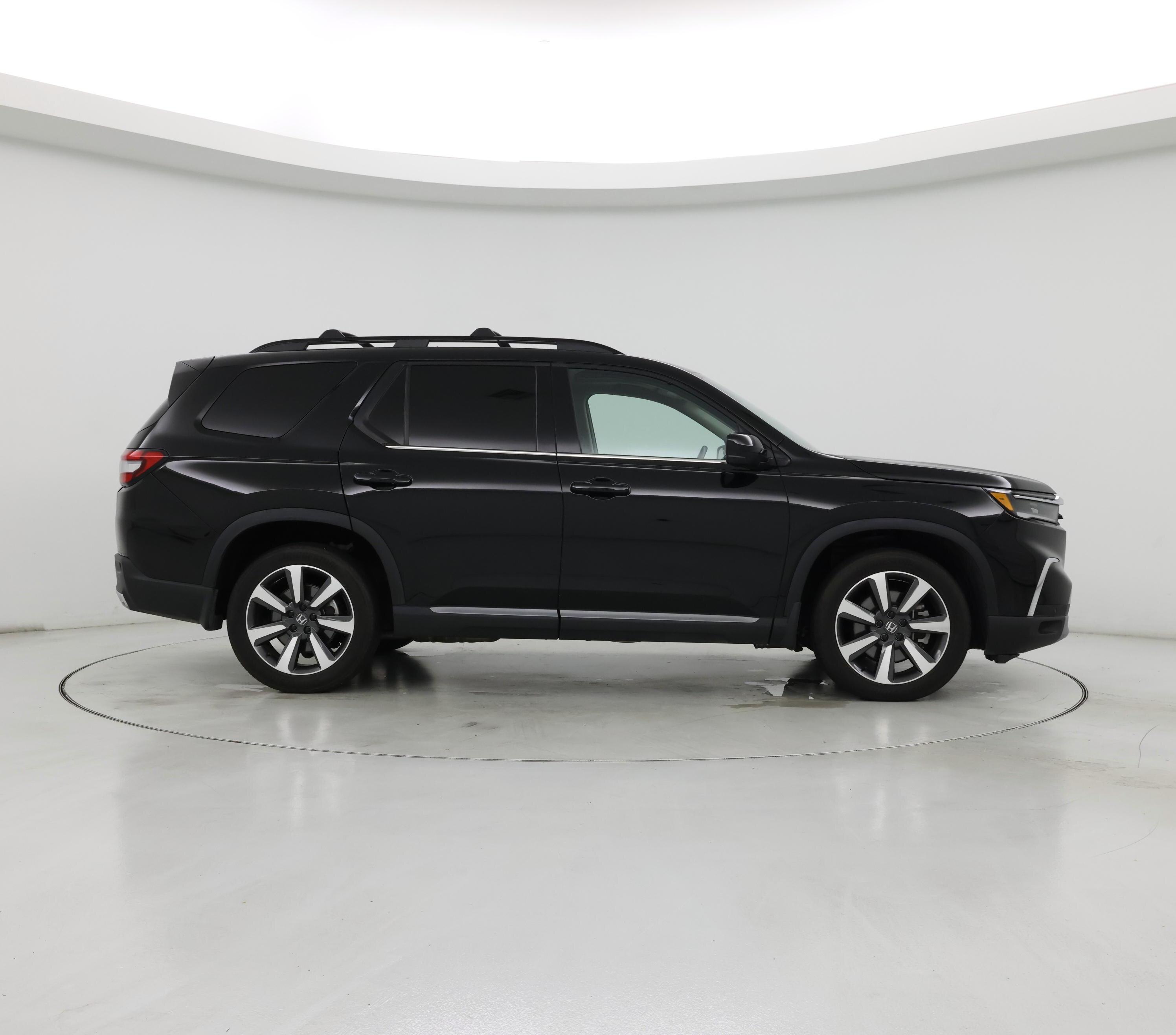 Thumbnail: 2023 Honda Pilot - 7