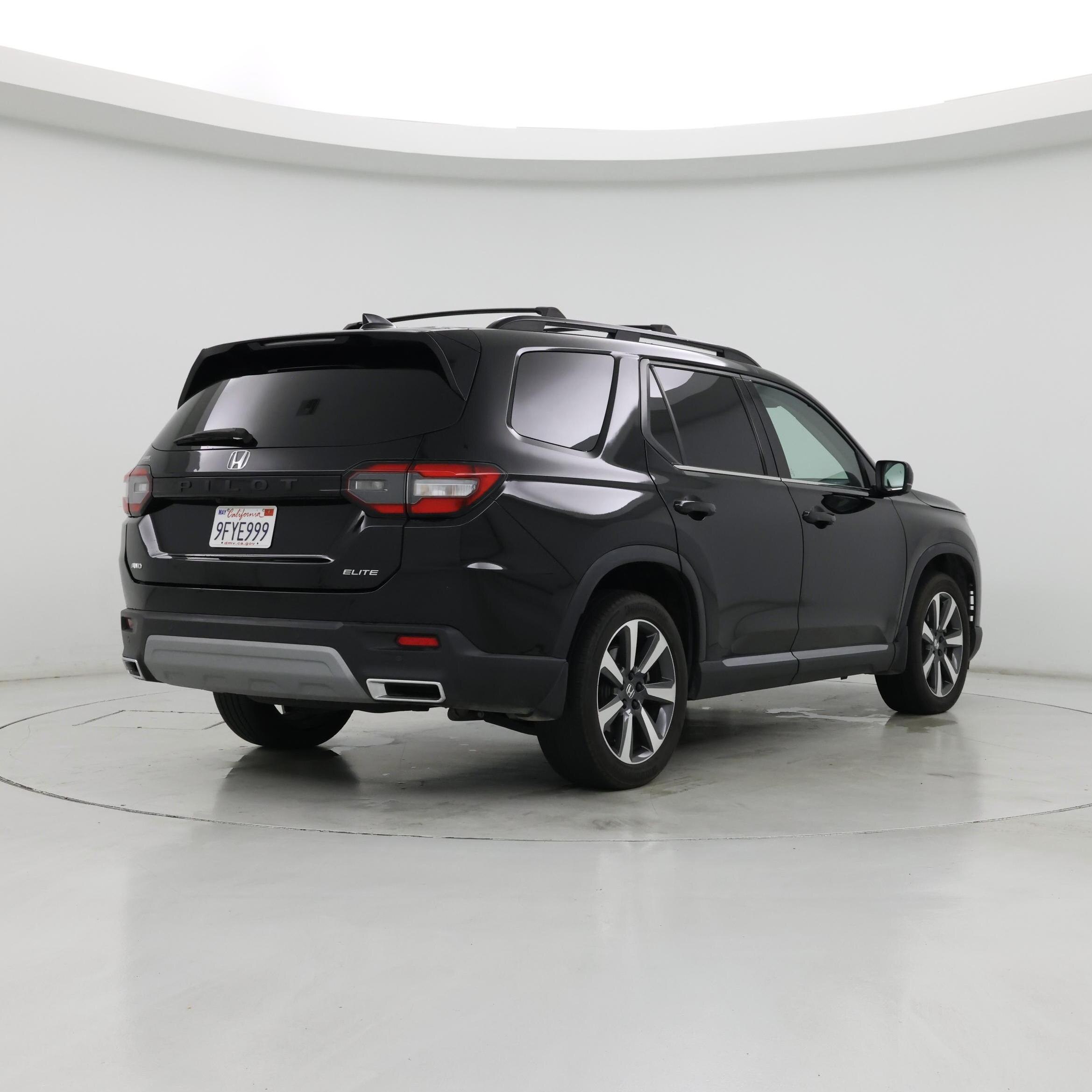 Thumbnail: 2023 Honda Pilot - 8