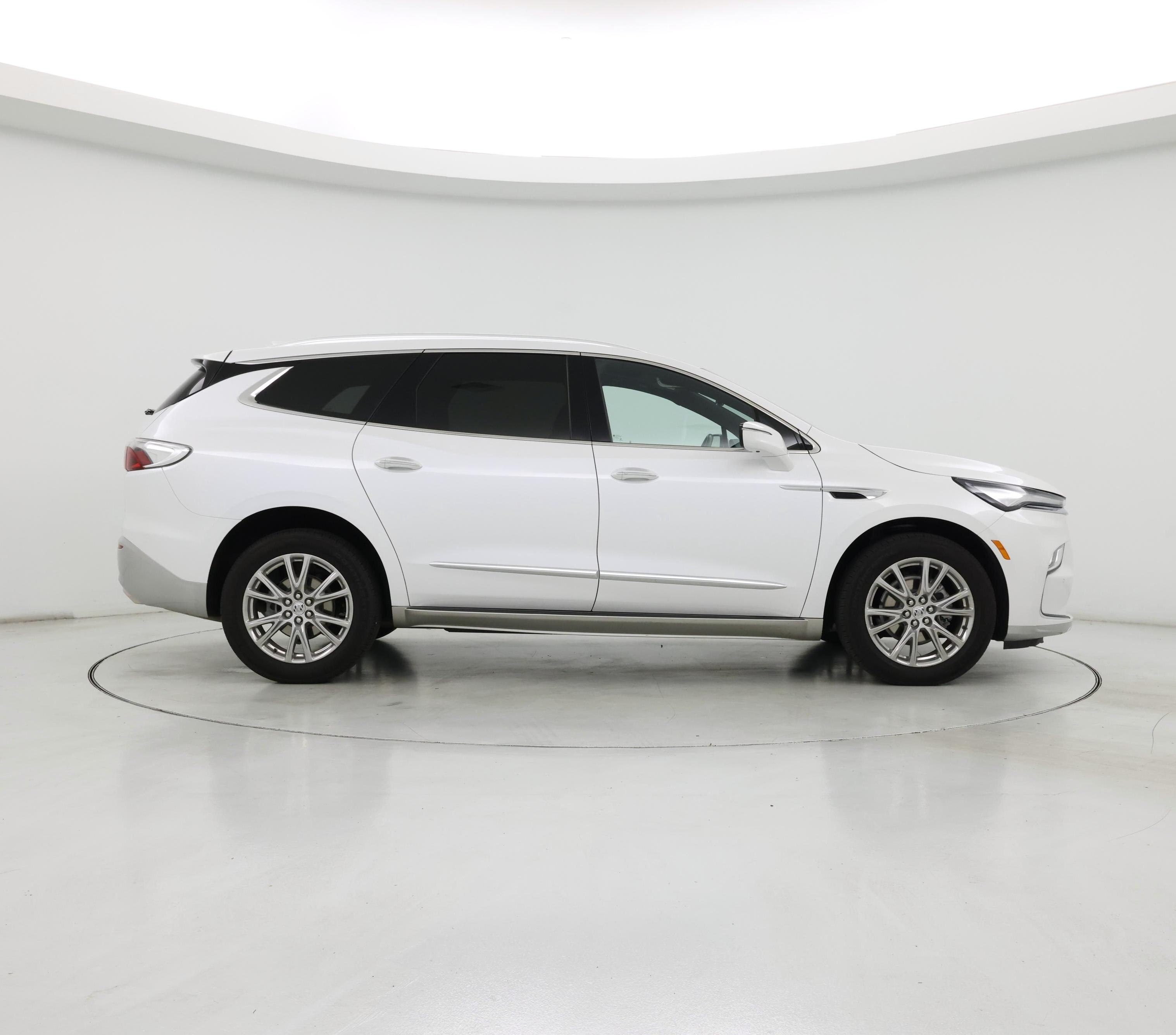 Thumbnail: 2023 Buick Enclave - 7