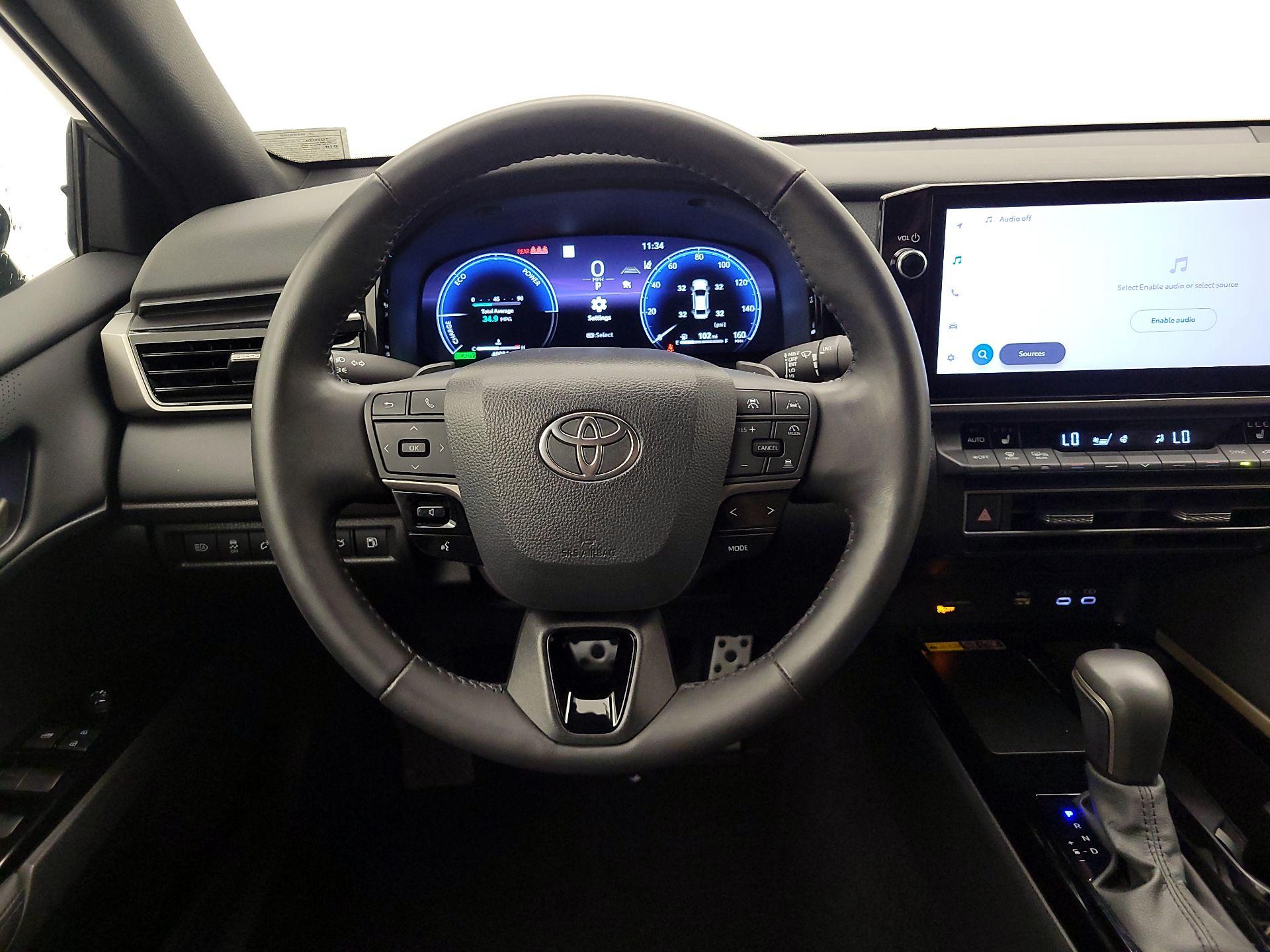 Thumbnail: 2025 Toyota Camry - 10