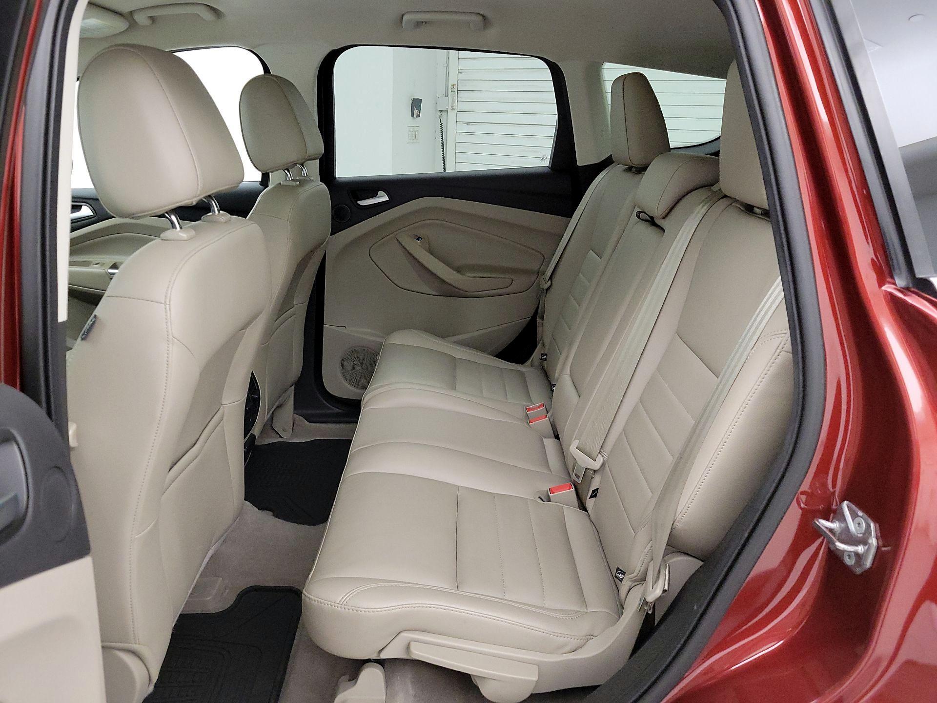 Thumbnail: 2016 Ford Escape - 19